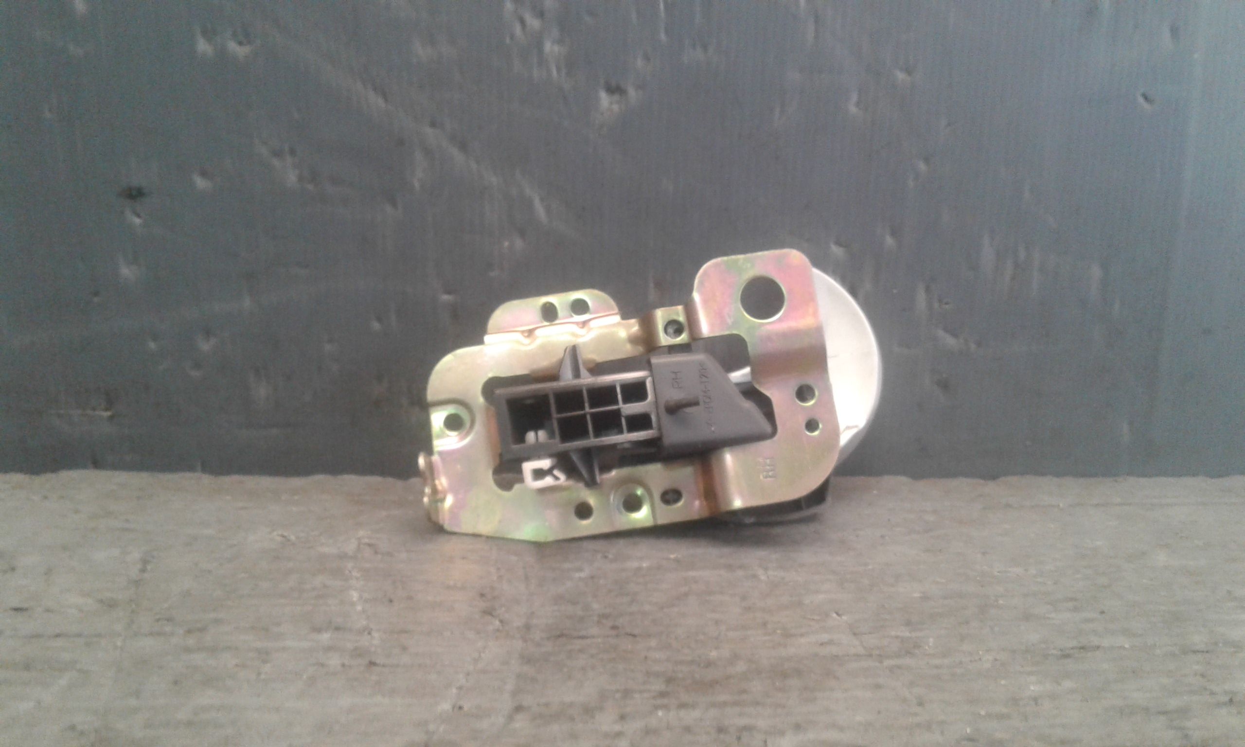 Maniglia Int. Apertura Porta Post. Destro 741050067 Usato