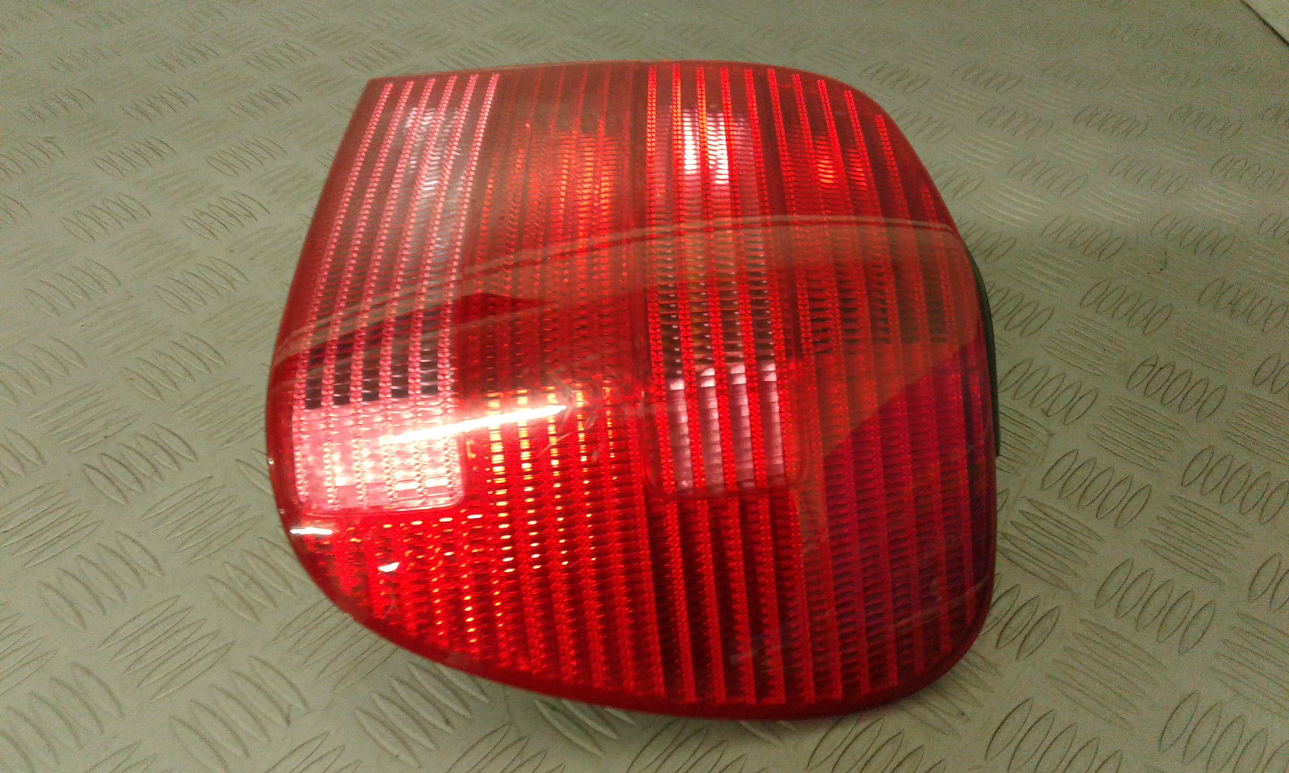 Fanale Post. Destro 6N0945096 Usato