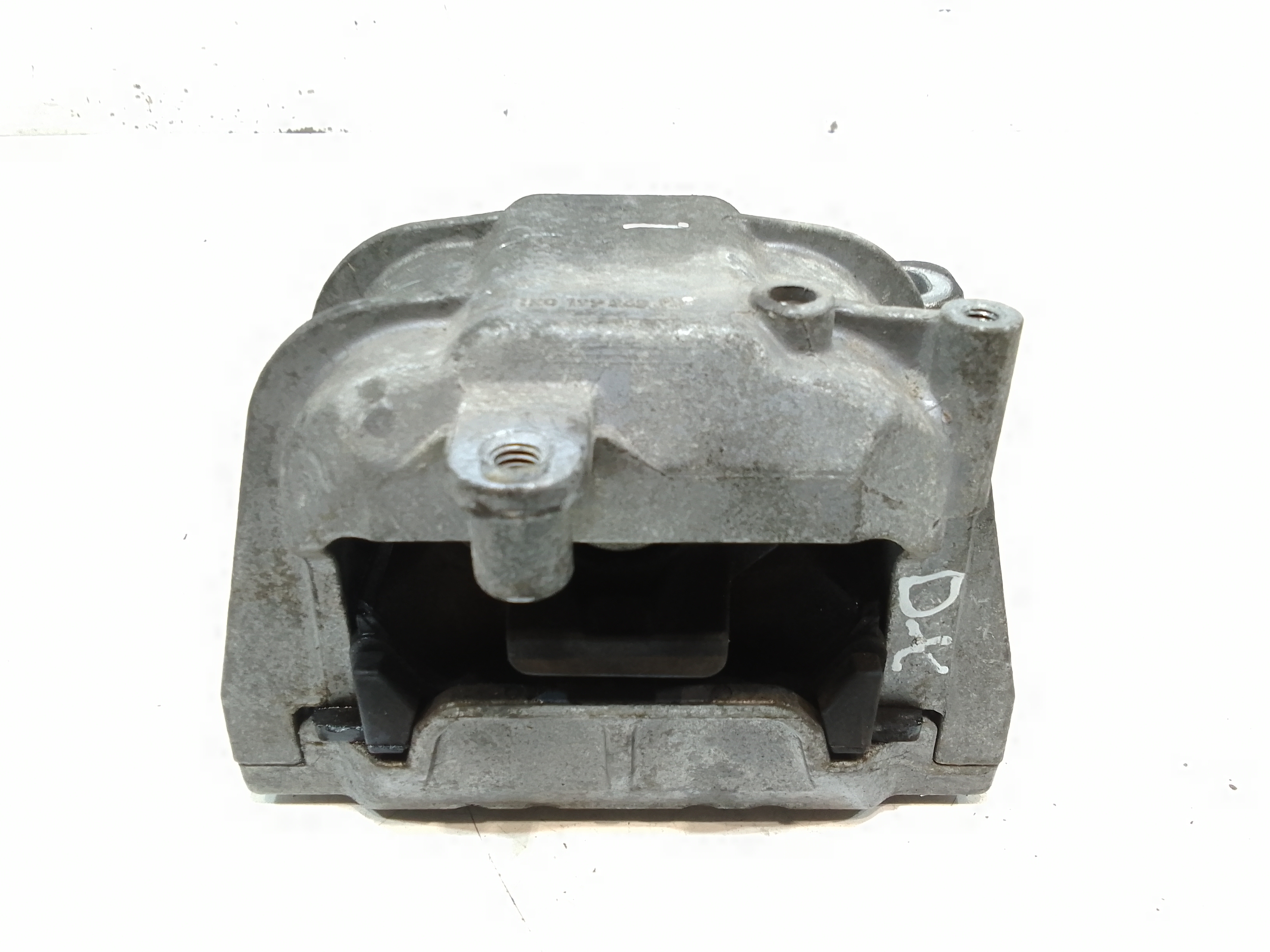 Piastra Alloggiamento Supporto Motore (Con Eventuale Bielletta O Tirante Associato) Usato