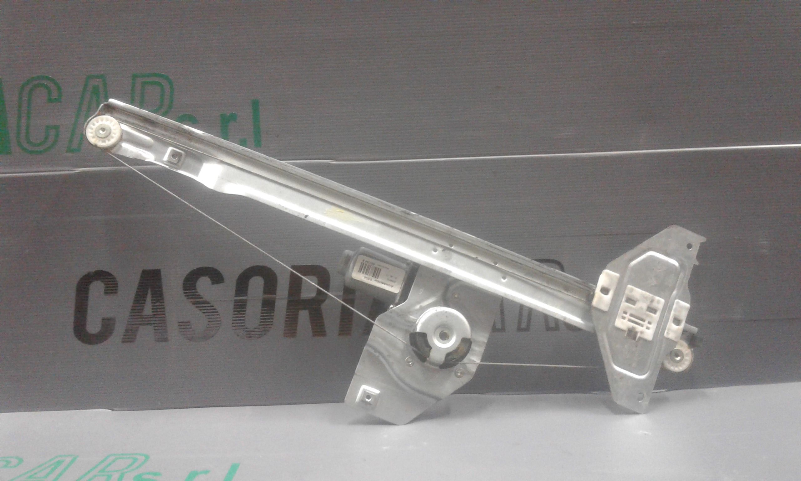 Alzacristallo Porta Ant. Destro Usato