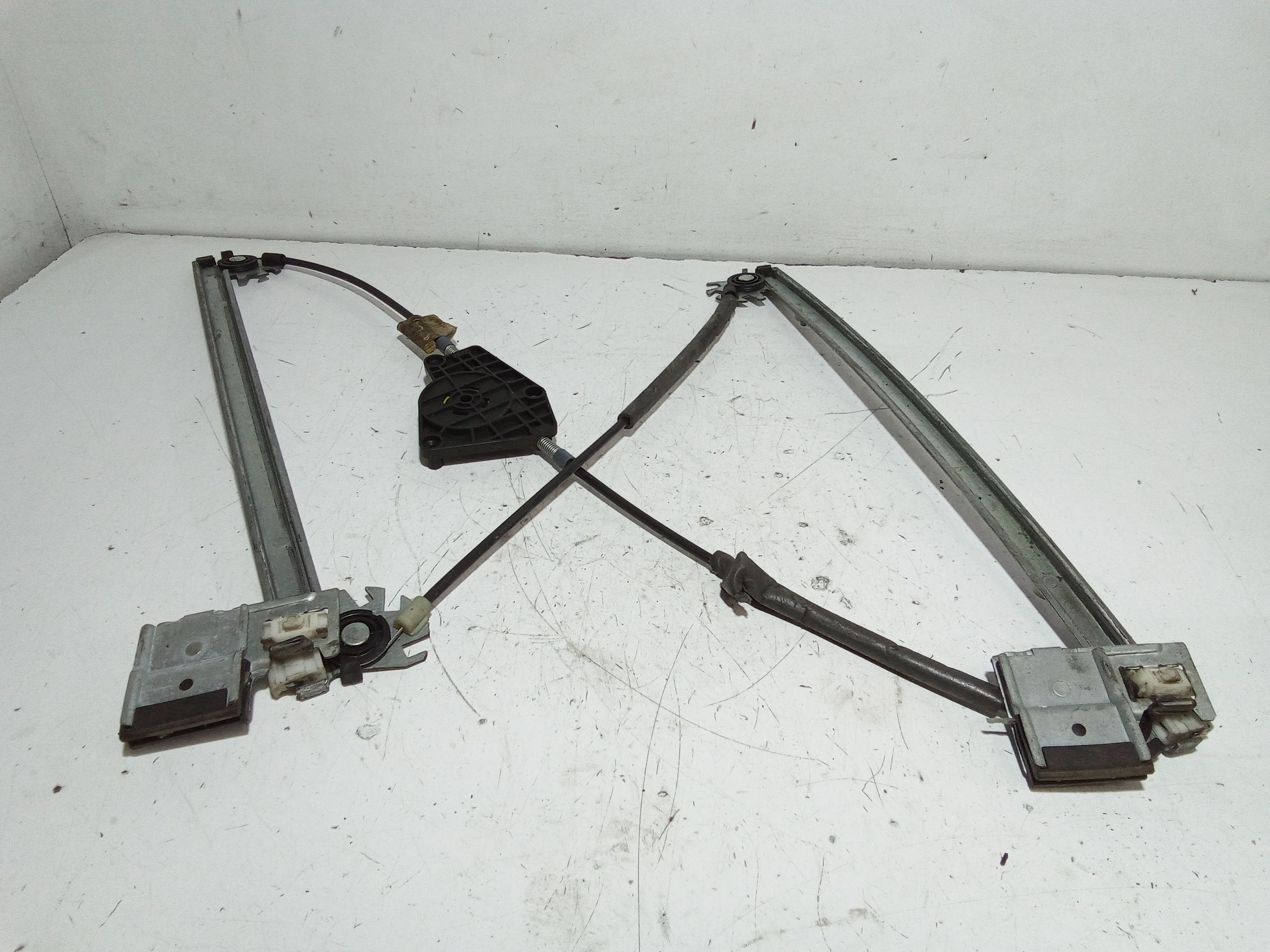 Alzacristallo Porta Ant. Destro 1M1837730E Usato