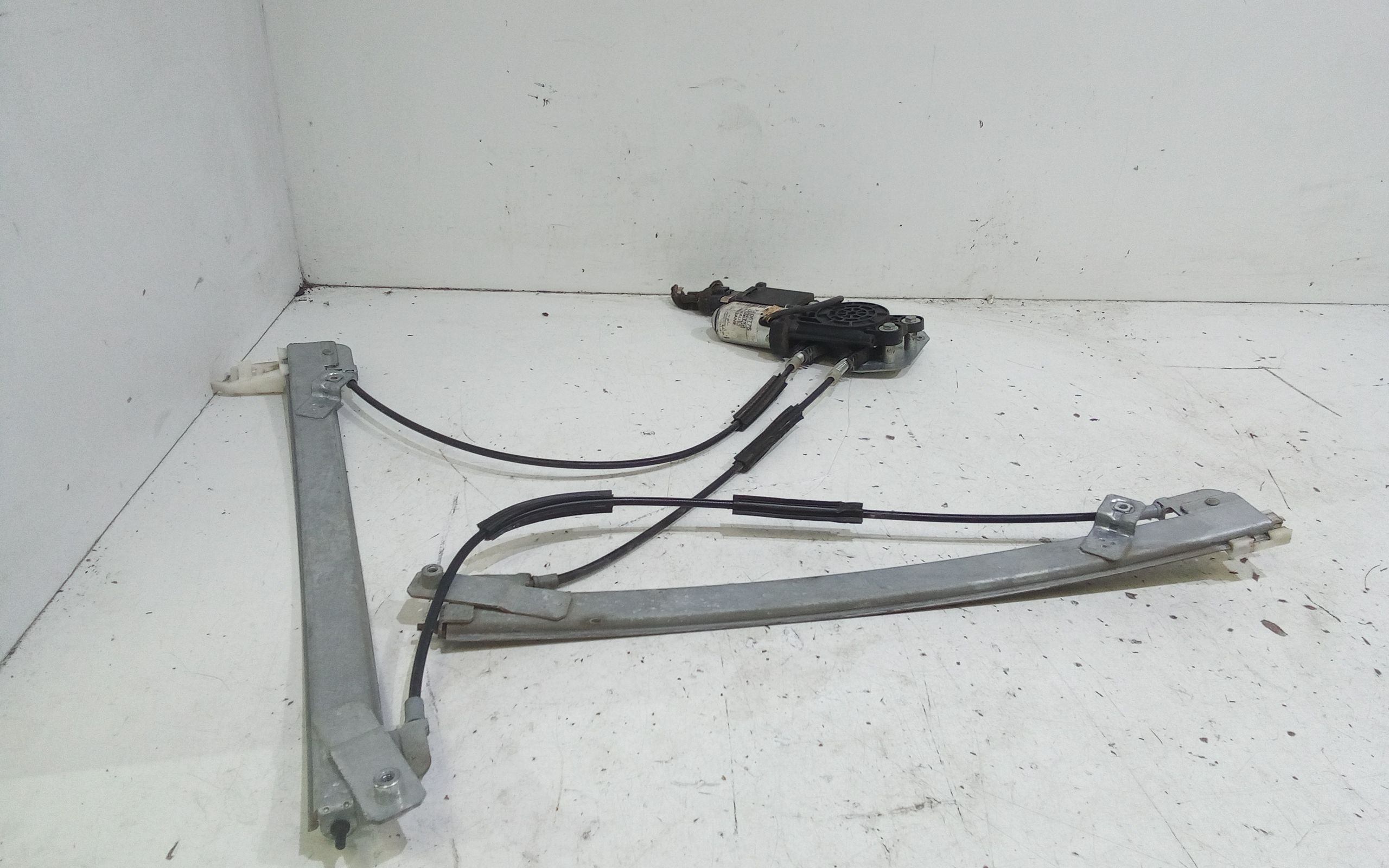 Alzacristallo Porta Ant. Sinistro Usato