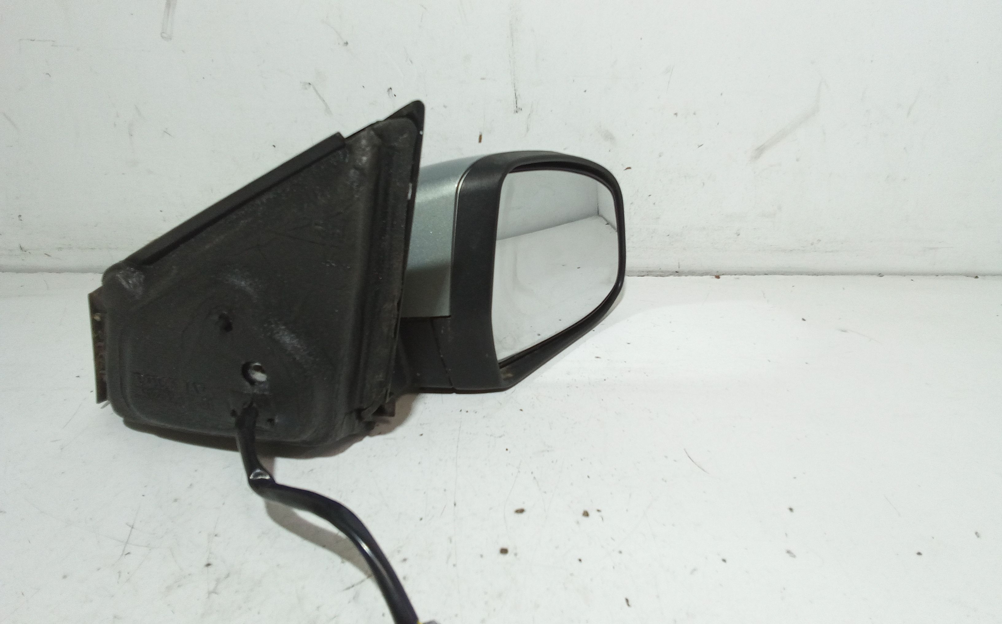 Retrovisore Est. Destro Usato