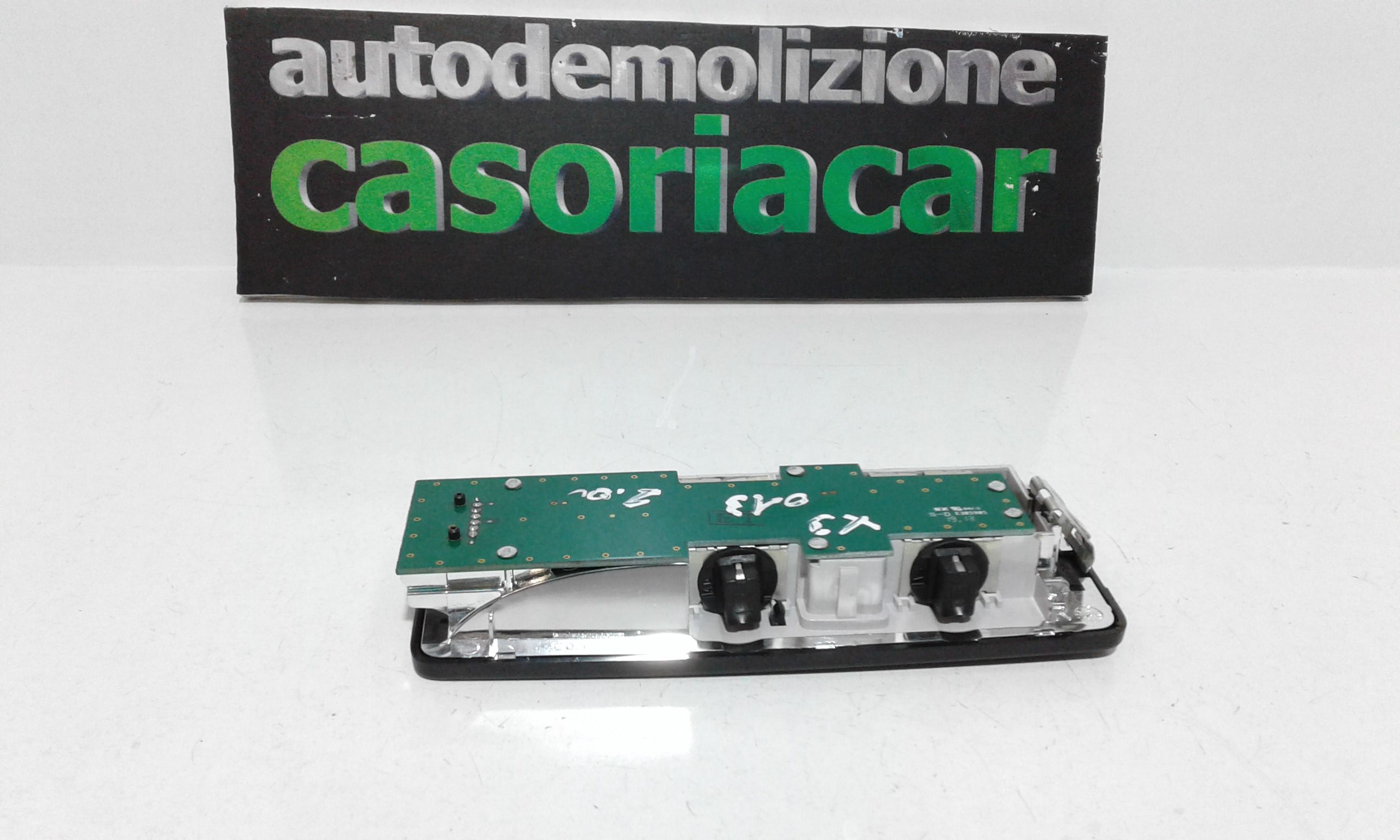 Luce Cortesia Centr. Tetto Usato