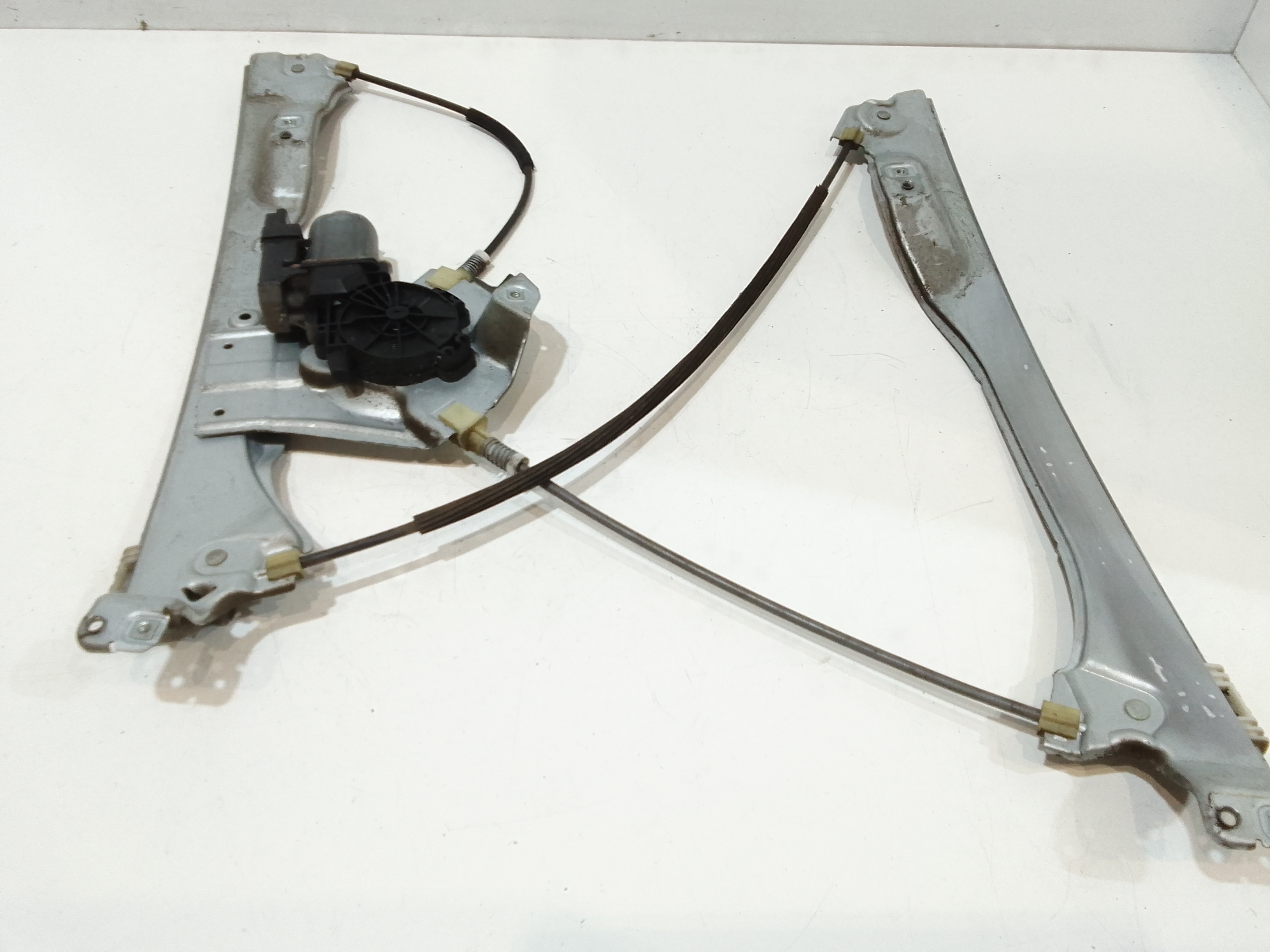 Alzacristallo Porta Ant. Sinistro 8200291625 Usato