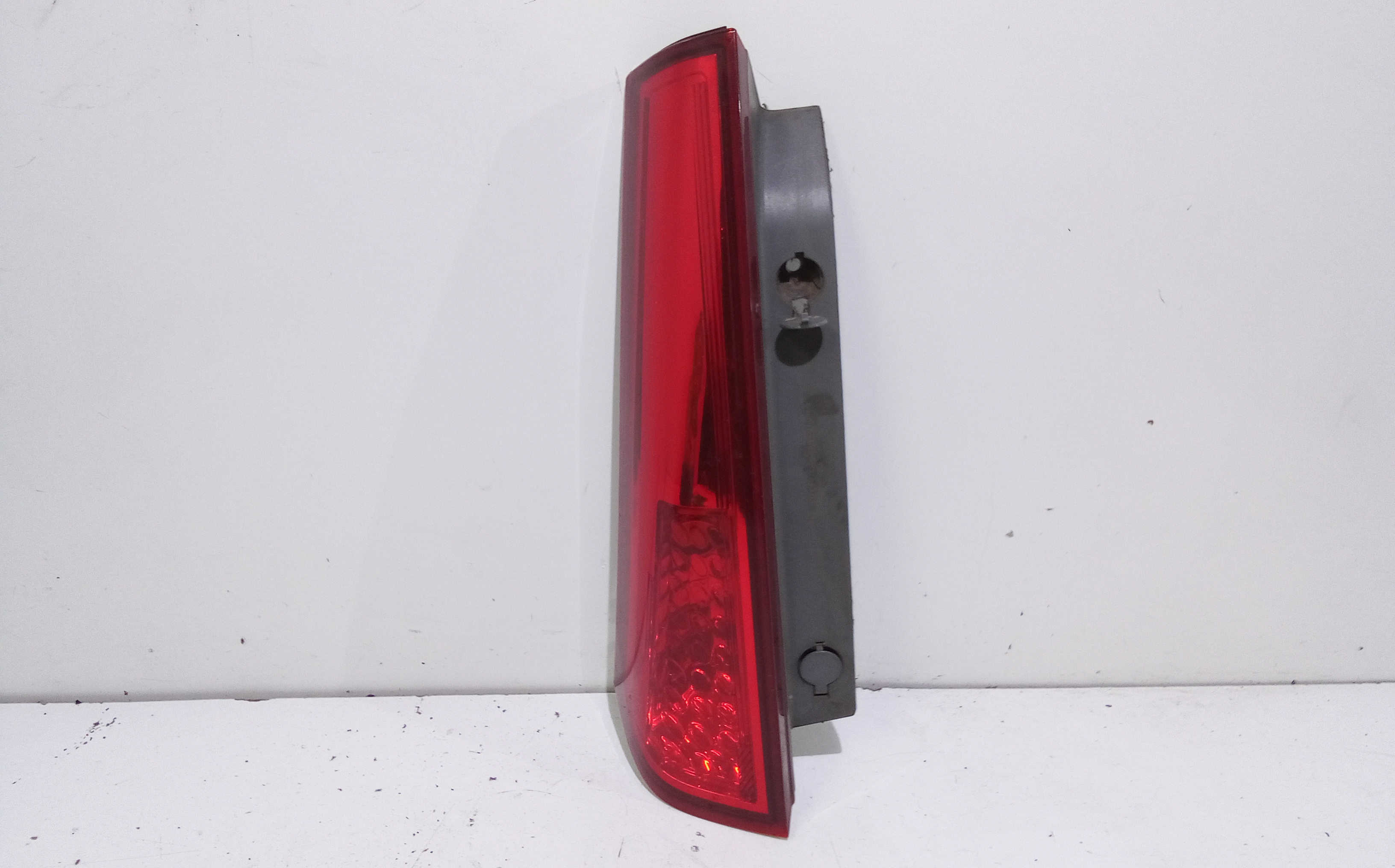 Fanale Post. Sinistro 924011H000 Usato