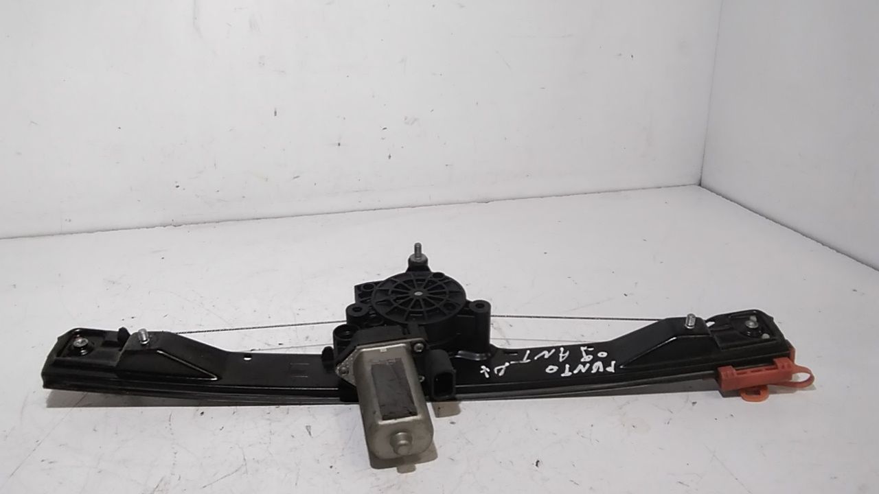 Alzacristallo Porta Ant. Destro Usato