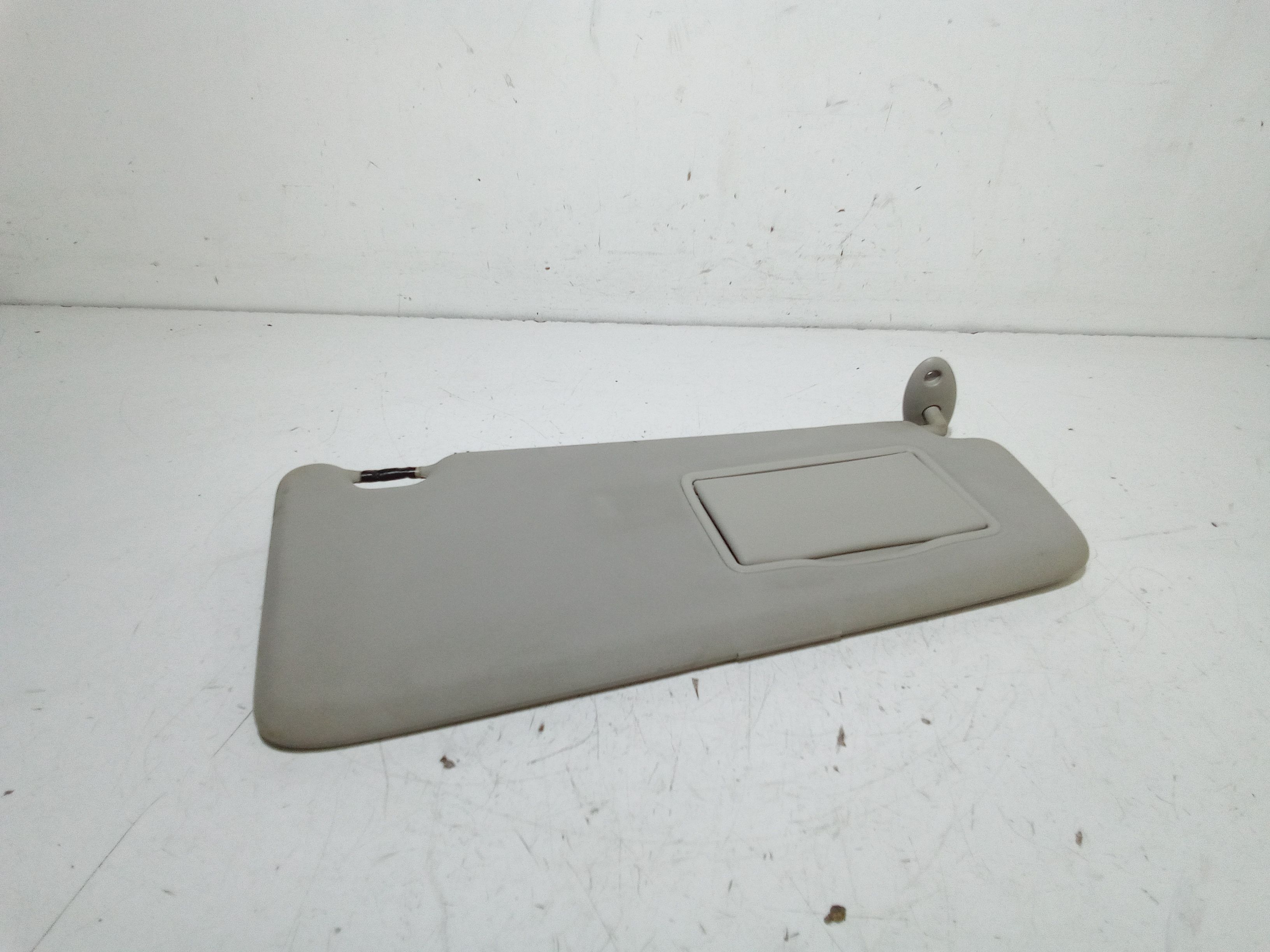 Aletta Parasole Parabrezza Destro 1880327 Usato