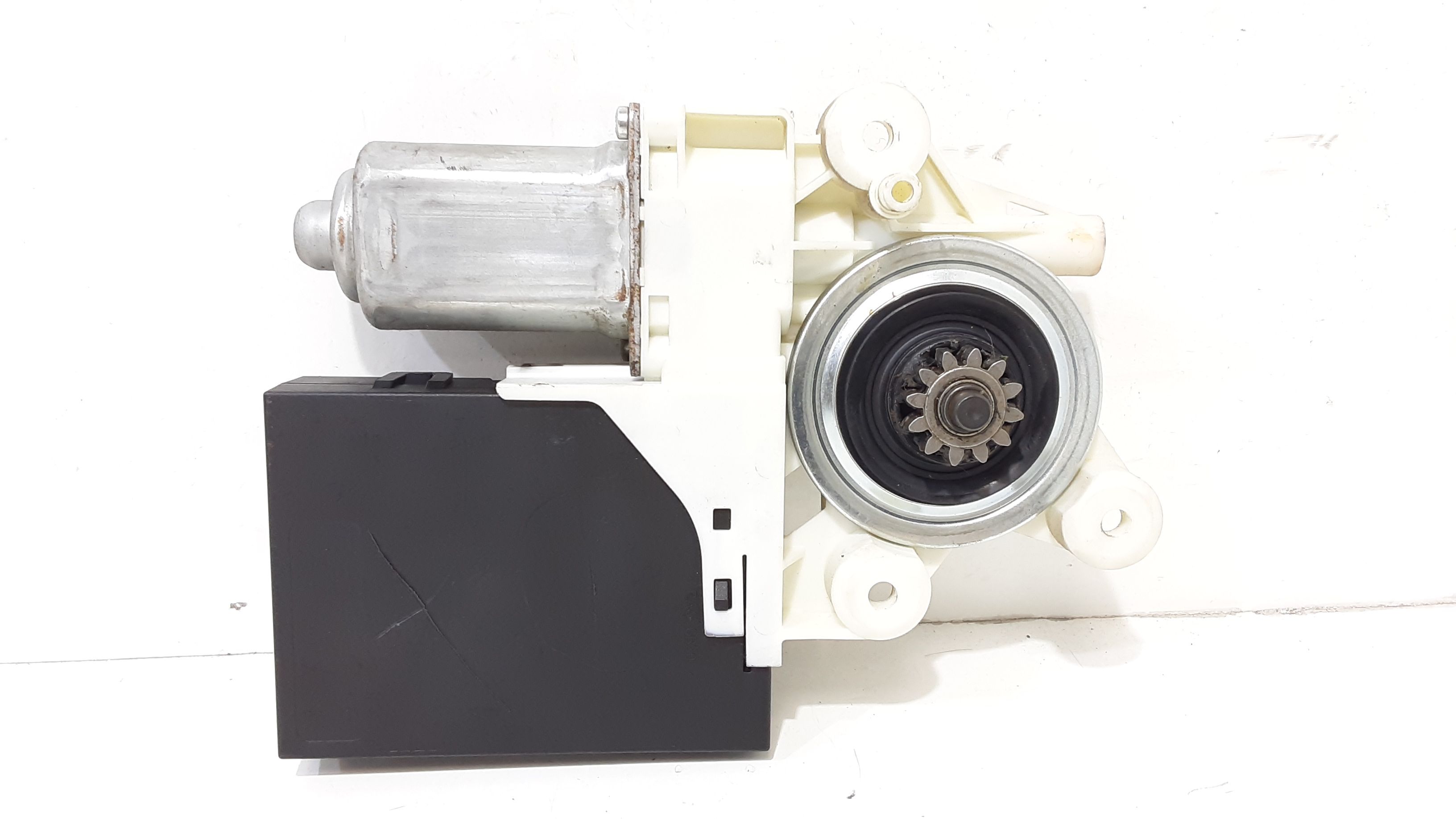 Motorino Alzacristallo Porta Ant. Destro 1430361 Usato