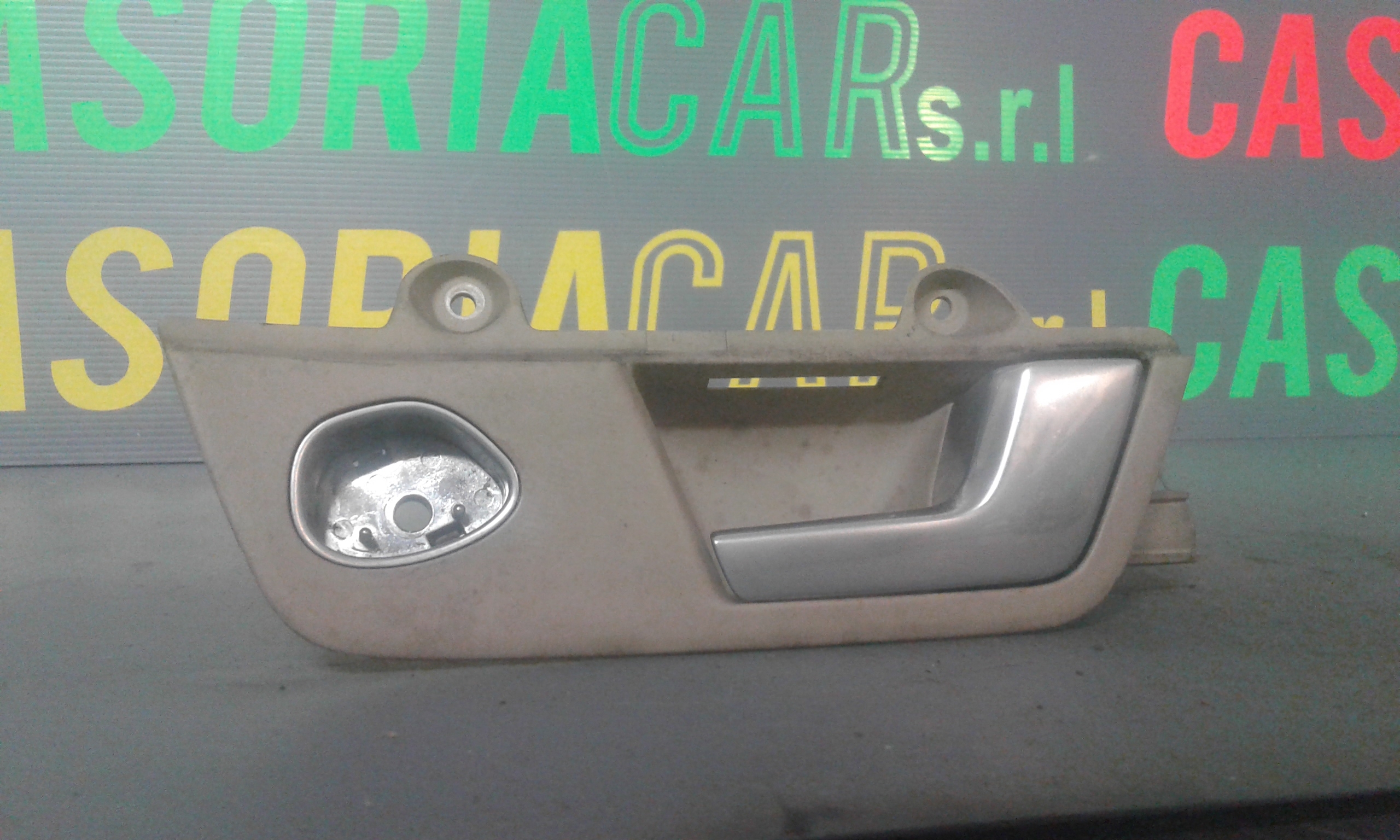 Maniglia Int. Apertura Porta Ant. Destro Usato