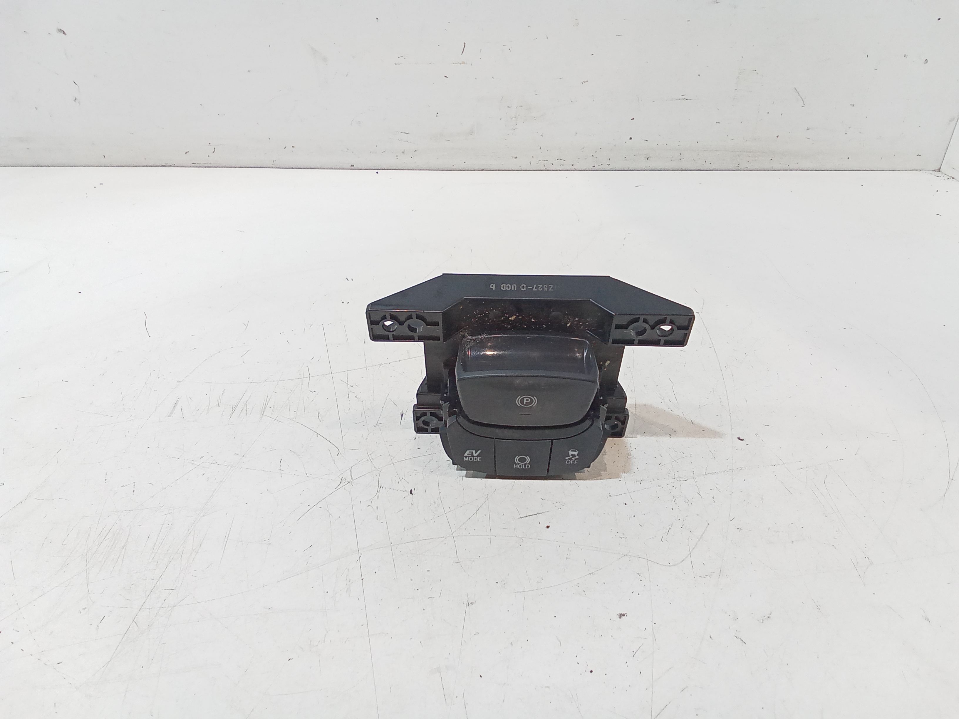 Interruttore Freno Stazionamento Elettromeccanico 84390F4010 Usato