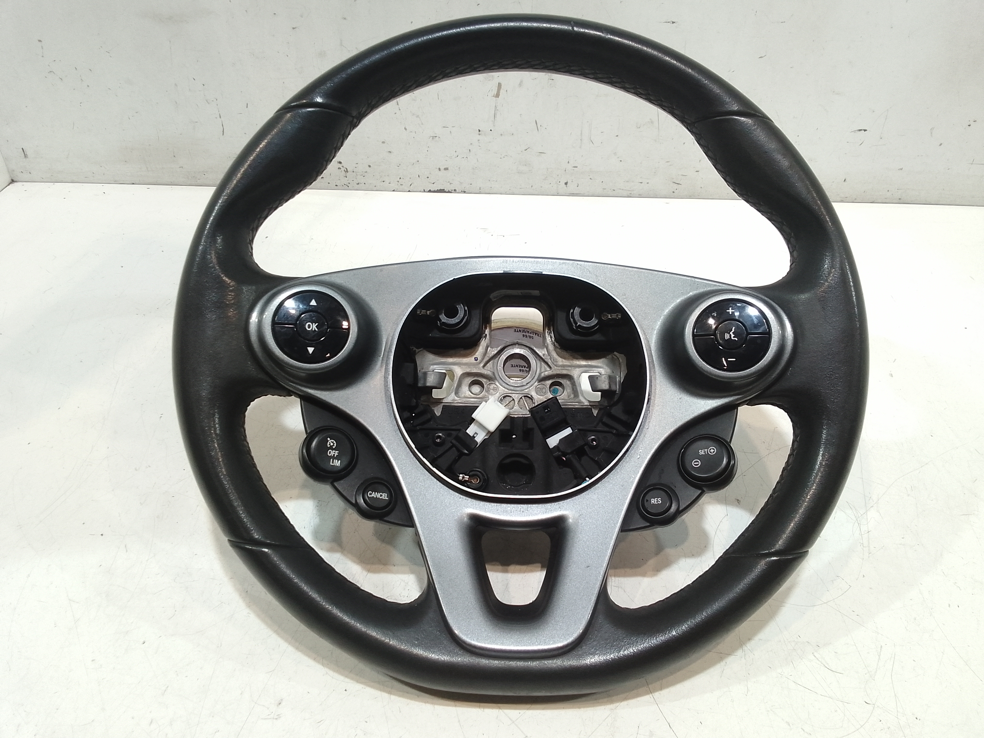 Volante A4534600503 Usato