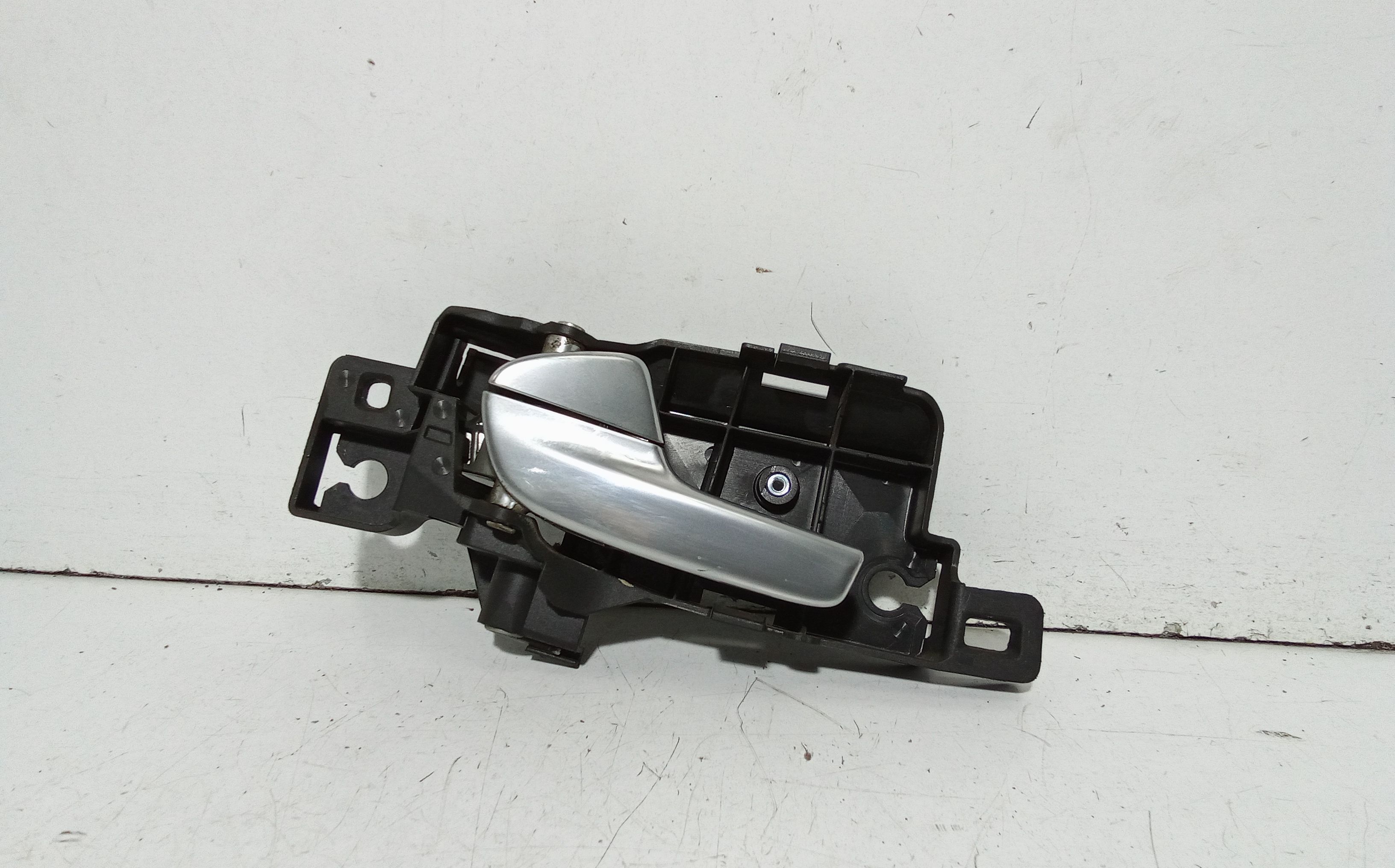 Maniglia Int. Apertura Porta Post. Sinistro 1701550 Usato