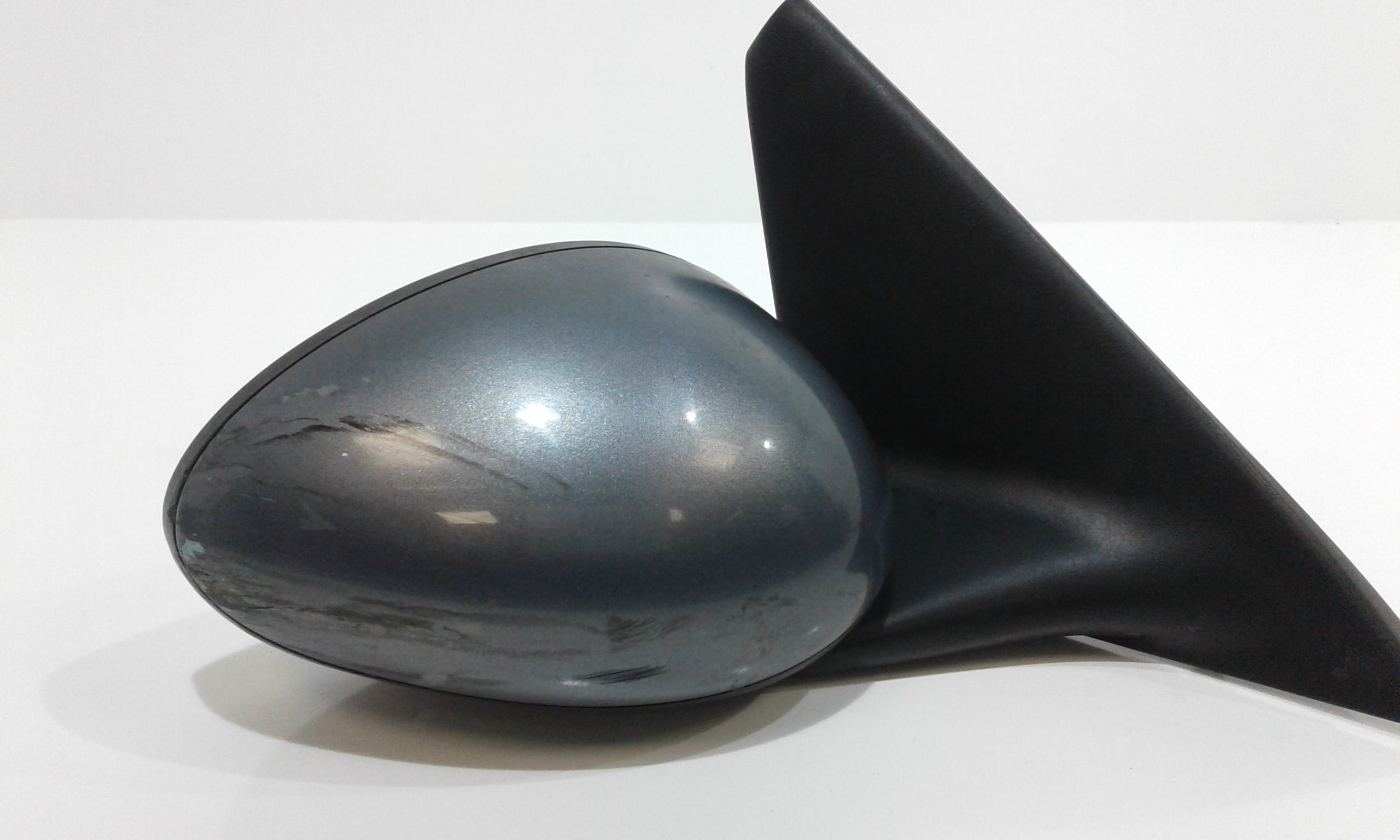 Retrovisore Est. Destro Usato