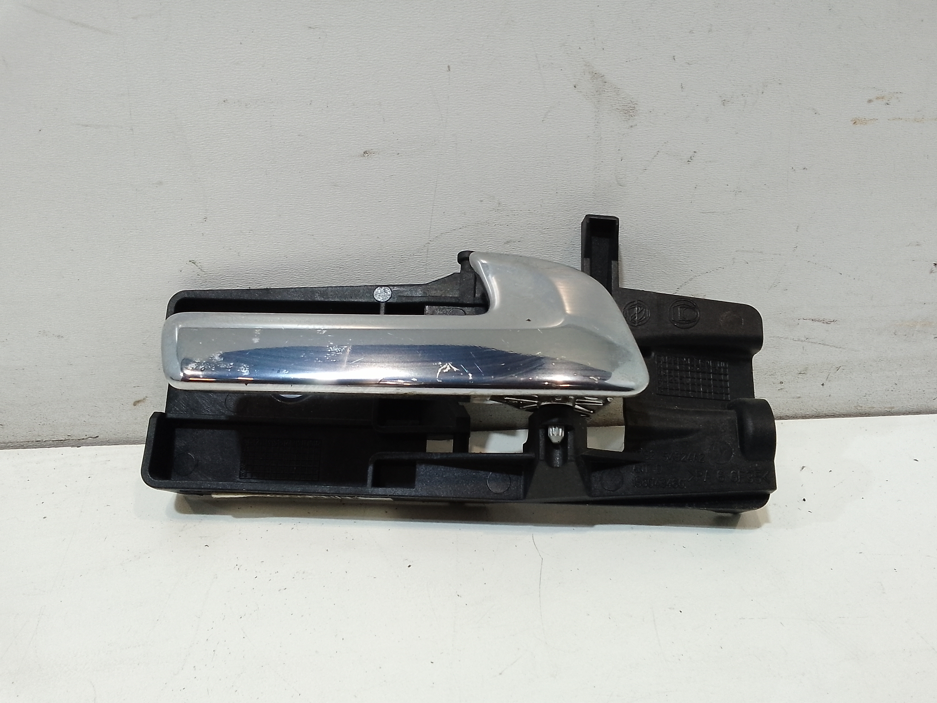 Maniglia Int. Apertura Porta Ant. Destro Usato