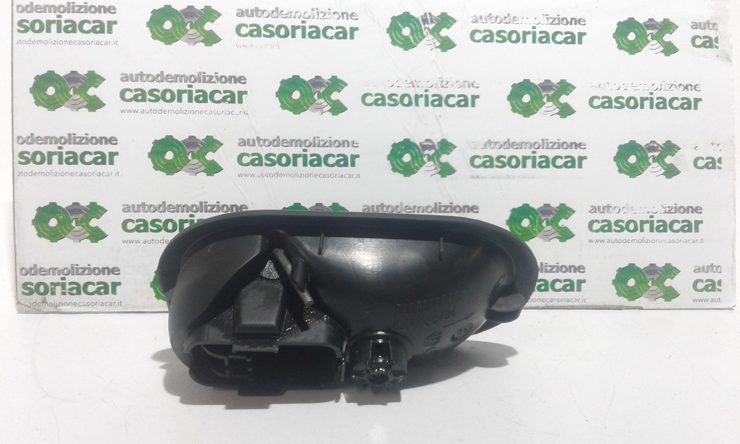 Maniglia Int. Apertura Porta Post. Destro 8200028486 Usato