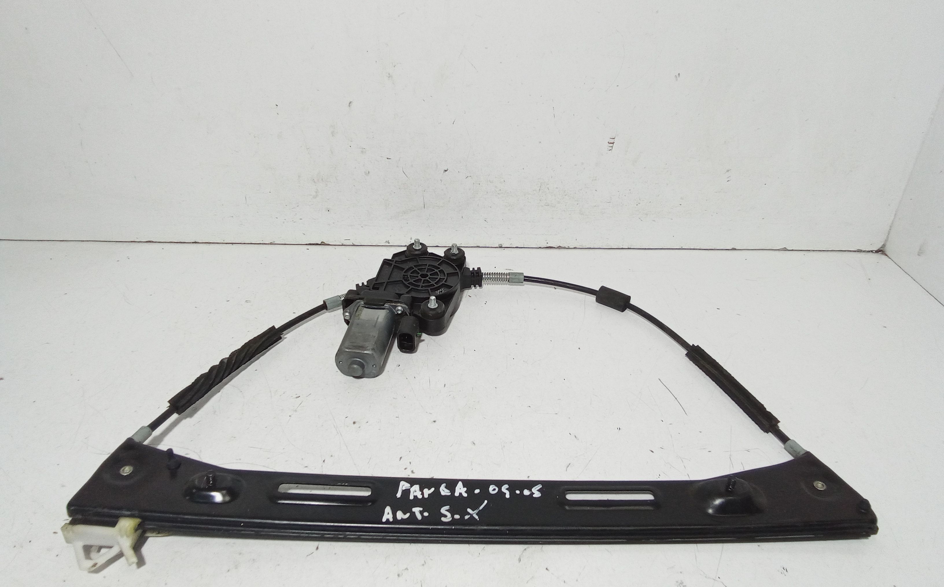 Alzacristallo Porta Ant. Sinistro 46803650 Usato