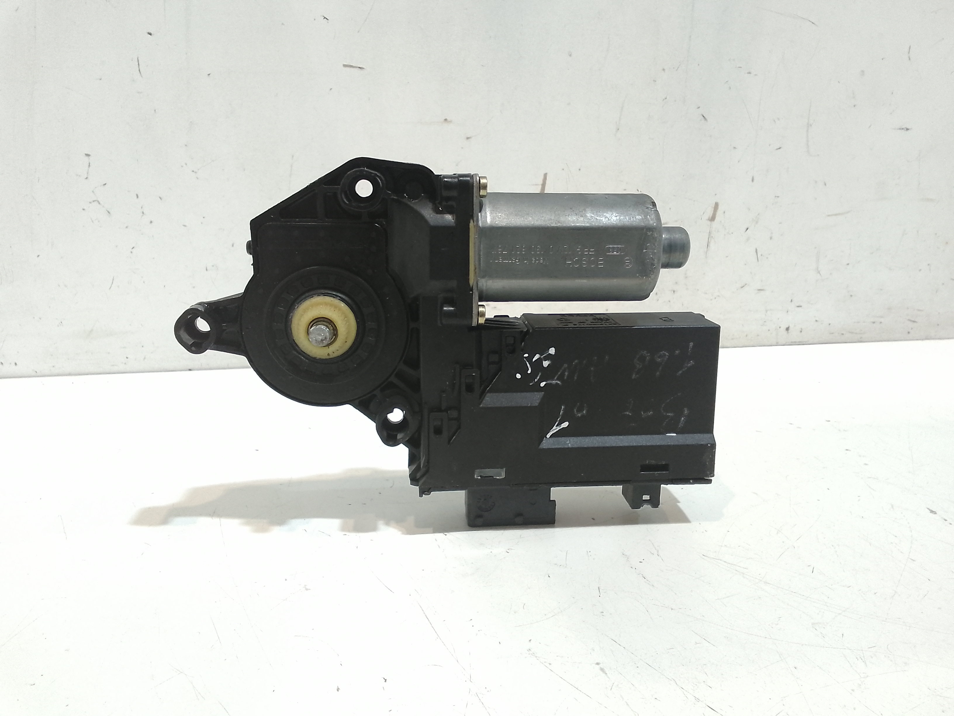 Motorino Alzacristallo Porta Ant. Sinistro 9221CA Usato