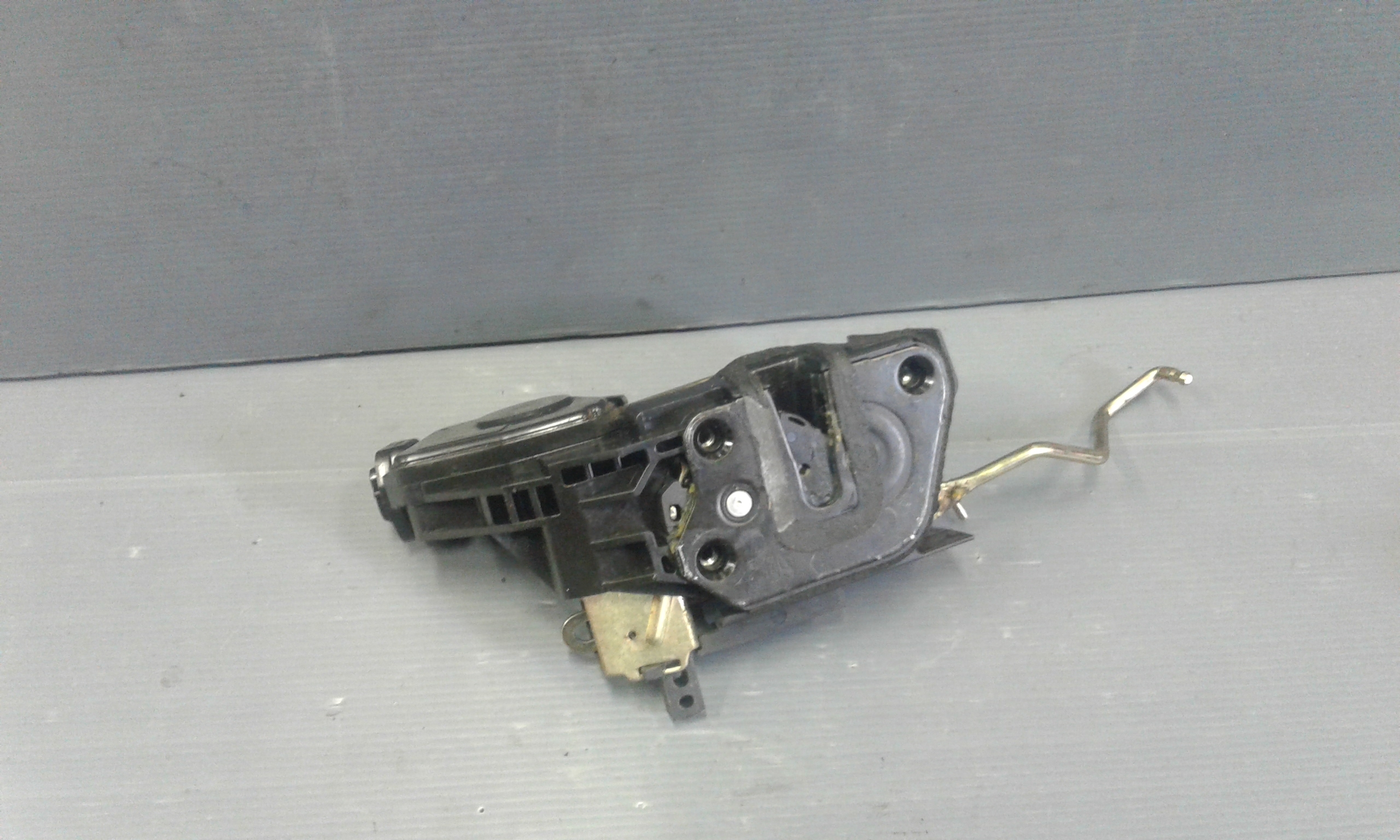 Serratura Porta Ant. Destro Usato