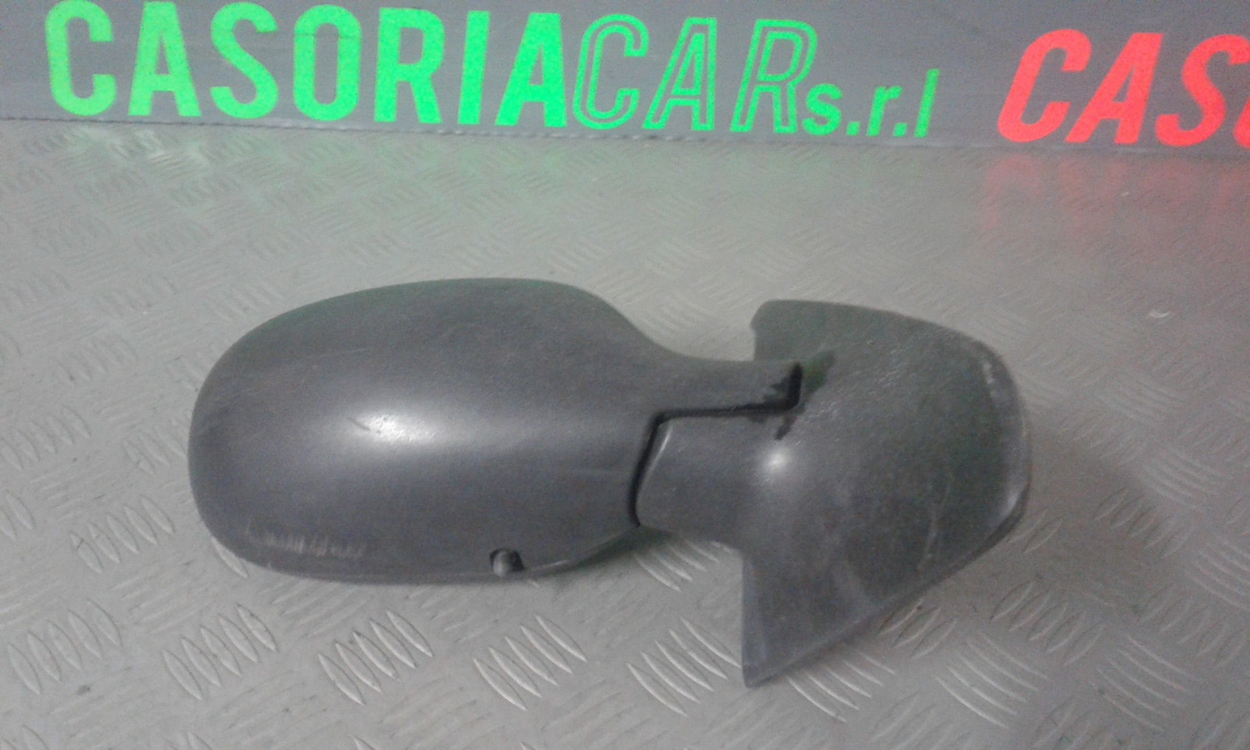 Retrovisore Est. Destro Usato