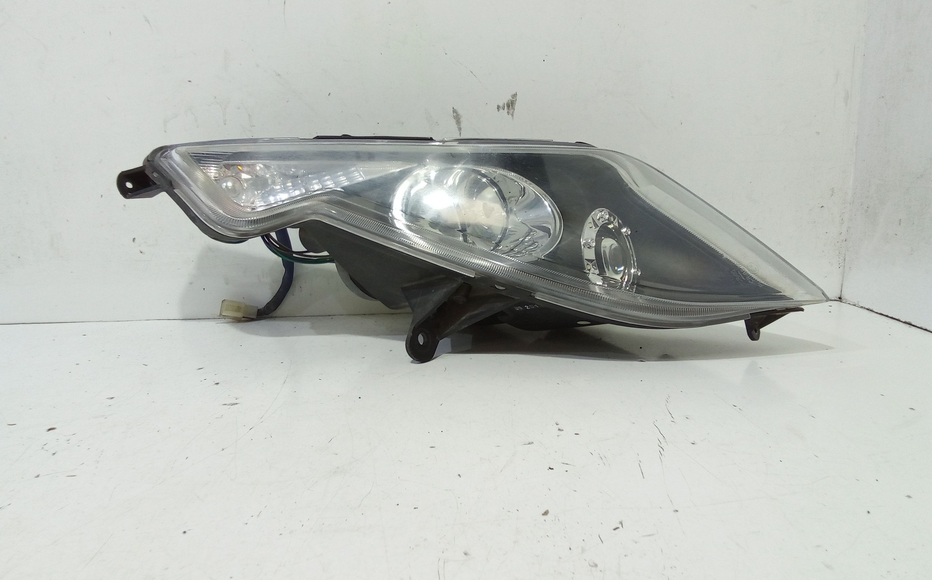 Faro Anteriore Usato