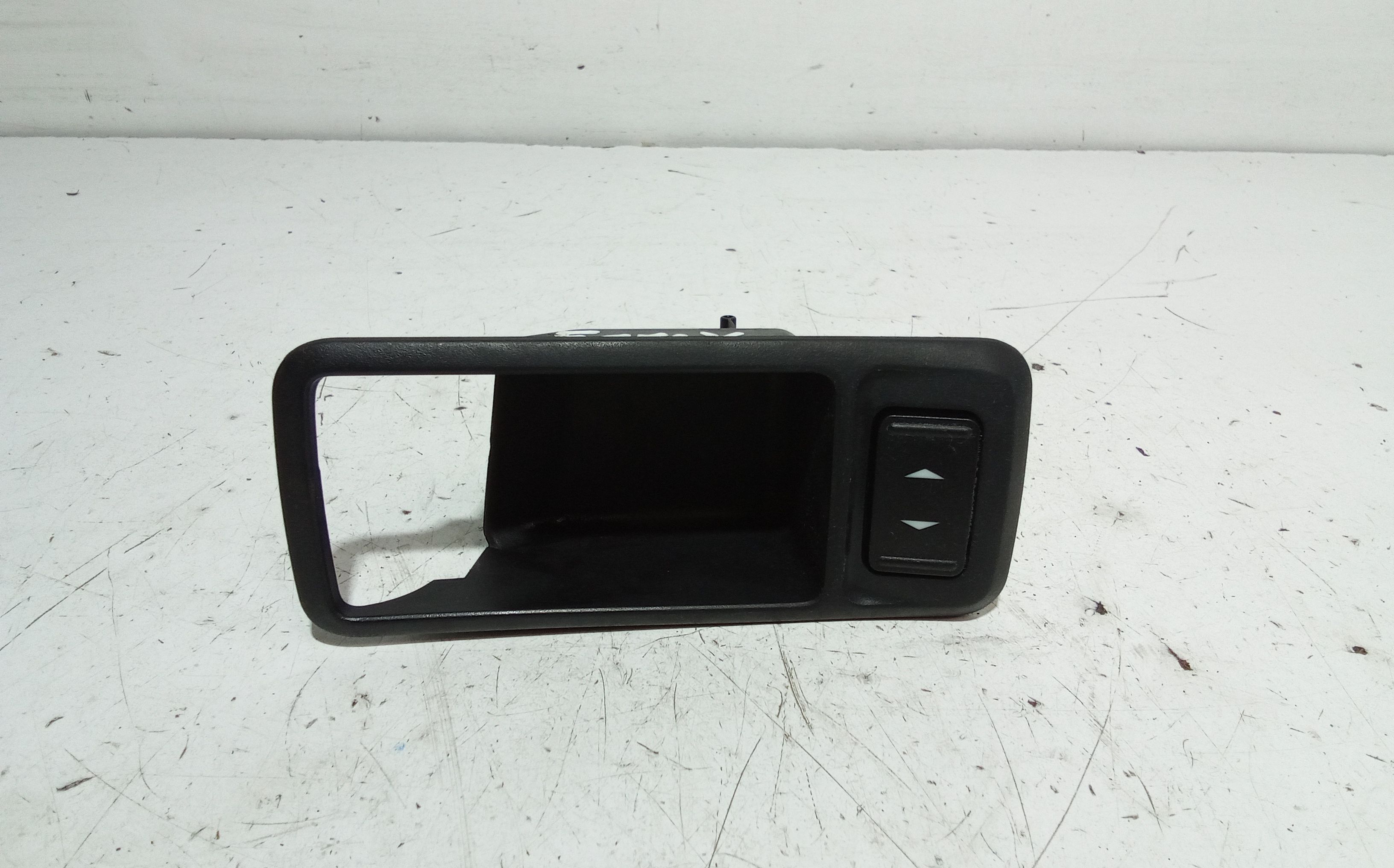 Interruttore Alzacristalli Porta Ant. Destro Usato