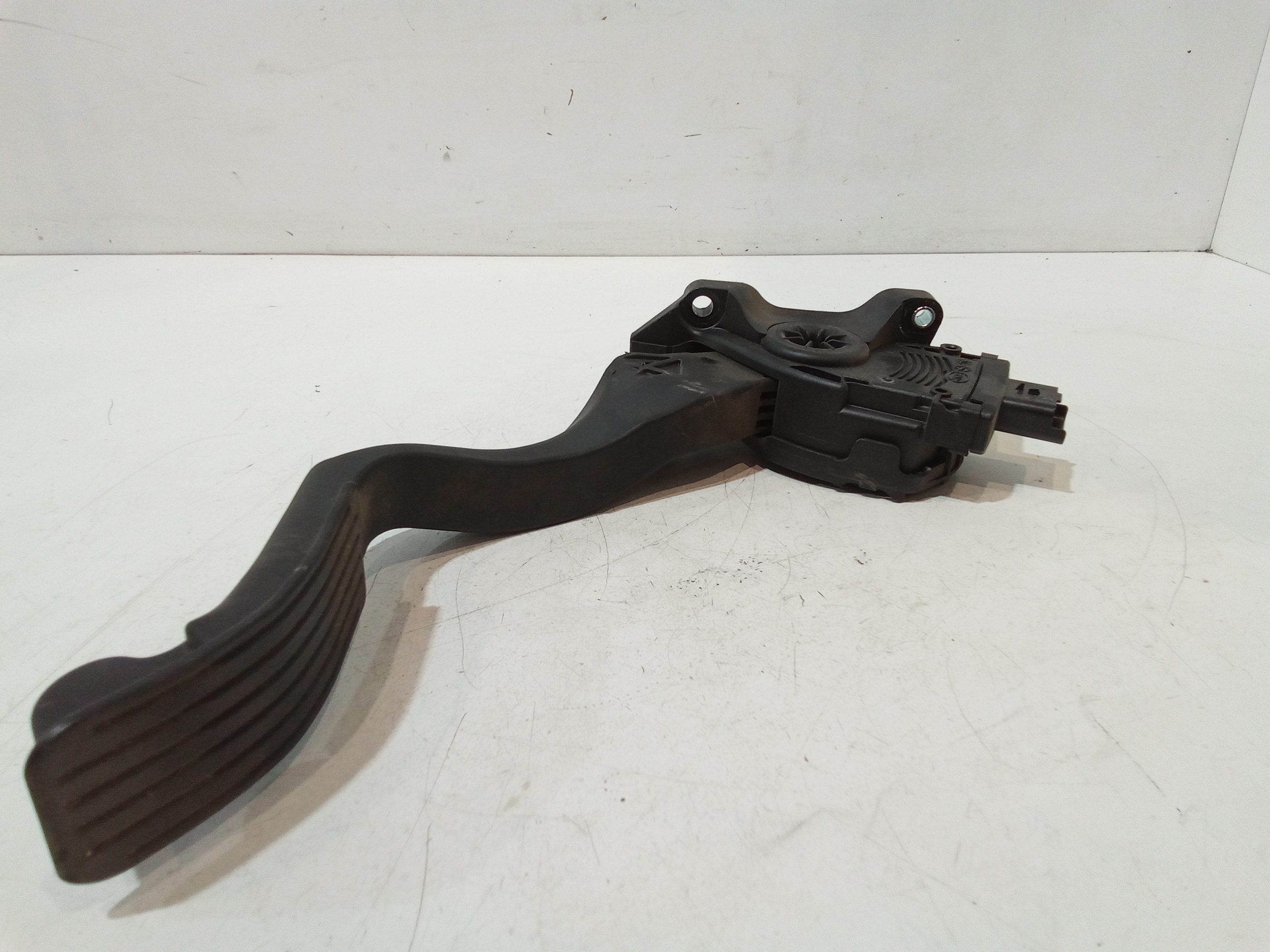 Pedale Acceleratore 1601AW Usato