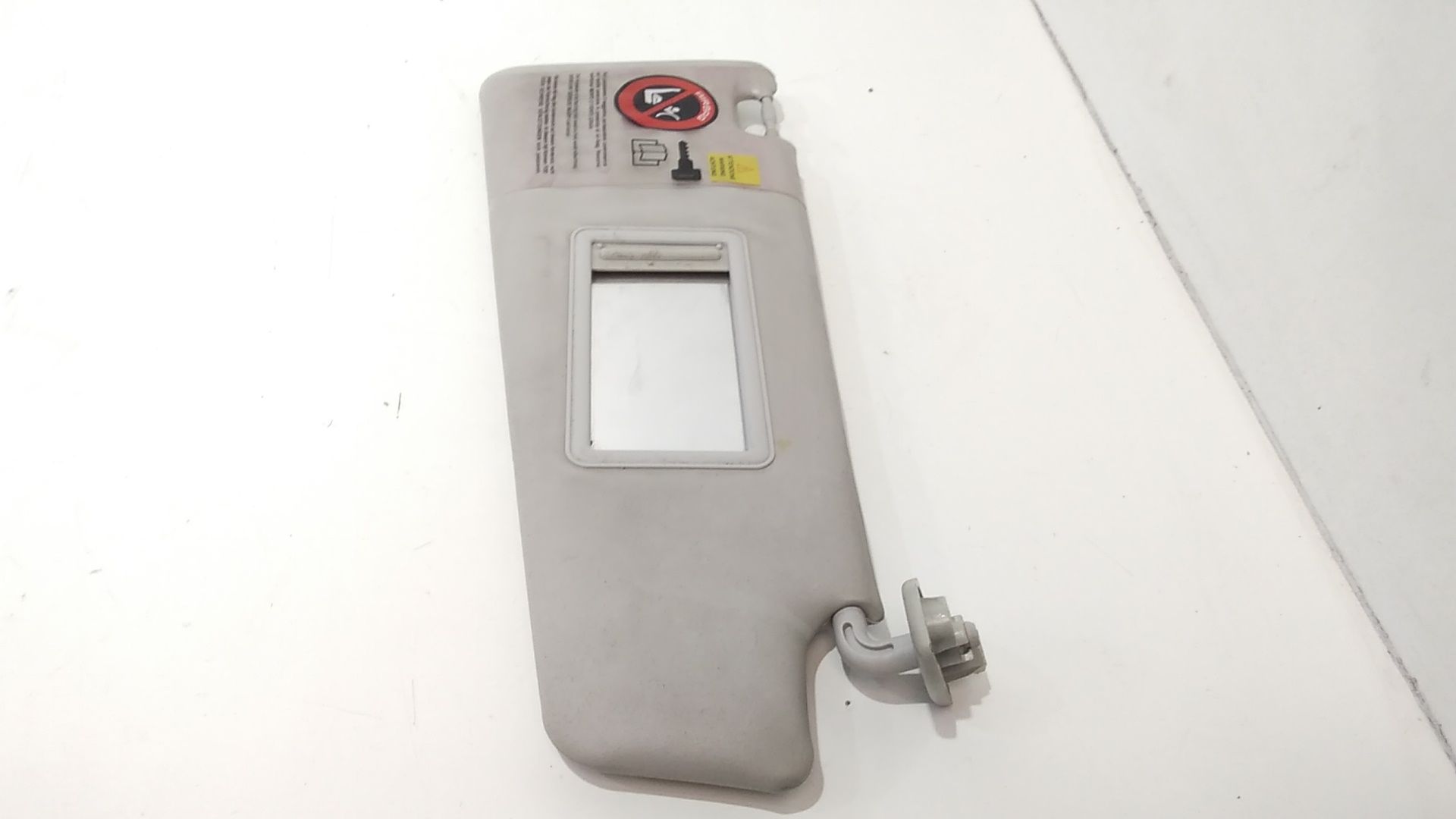 Aletta Parasole Parabrezza Destro 735361684 Usato