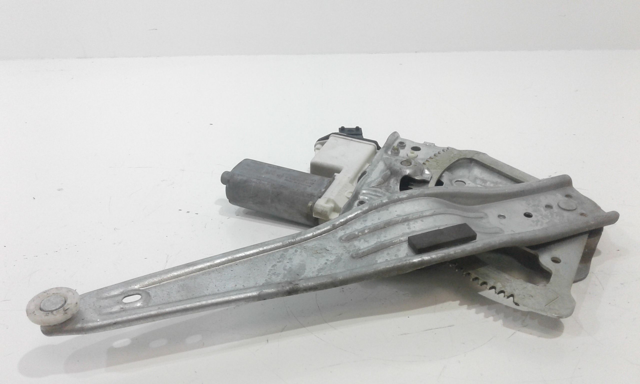 Alzacristallo Porta Post. Sinistro 6984002090 Usato