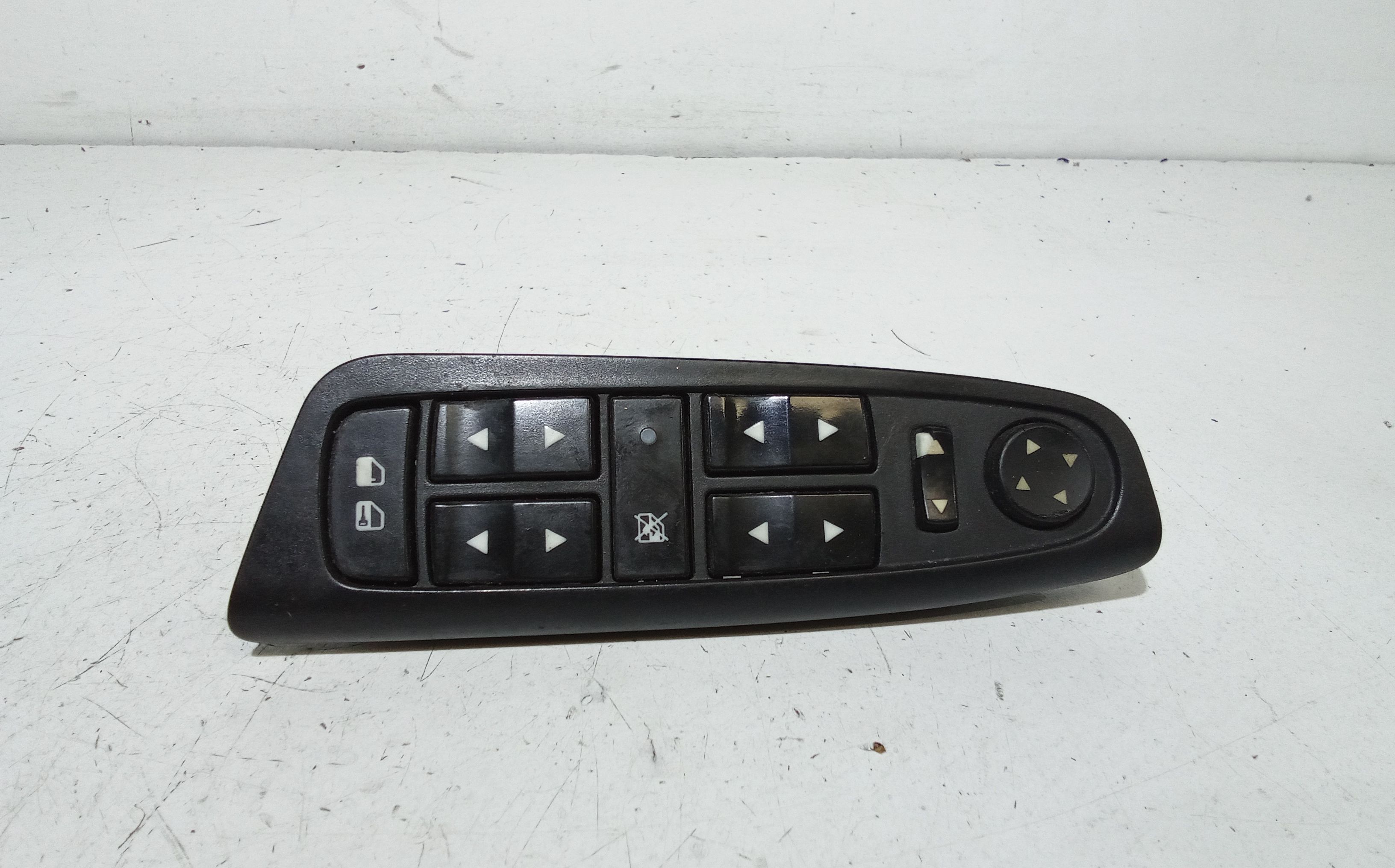 Interruttore Alzacristalli Porta Ant. Sinistro Usato