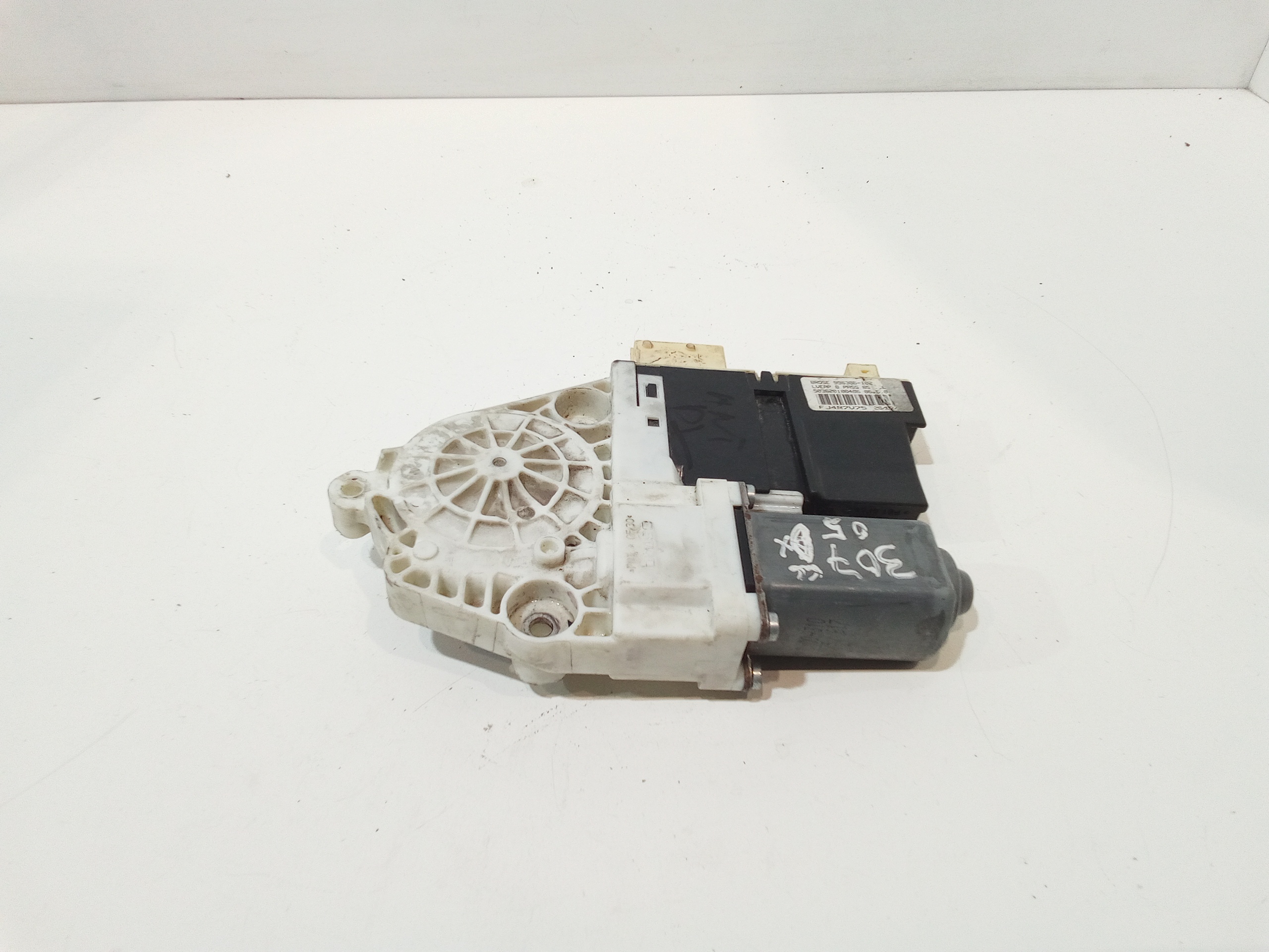 Motorino Alzacristallo Porta Ant. Destro 9222AZ Usato