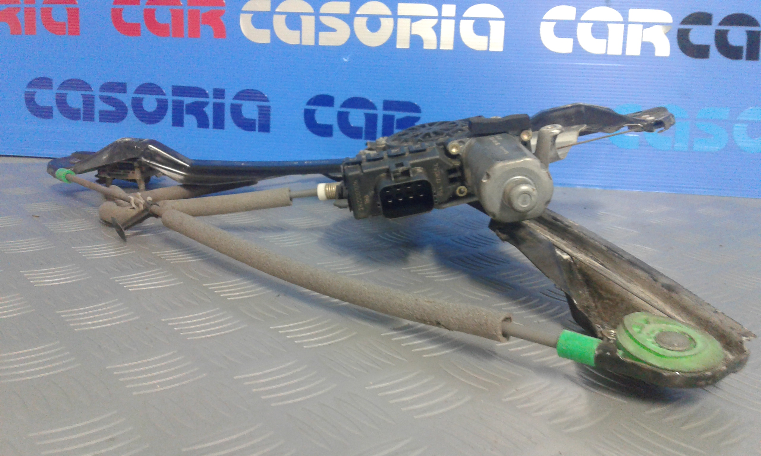 Alzacristallo Porta Ant. Sinistro 1331611 Usato