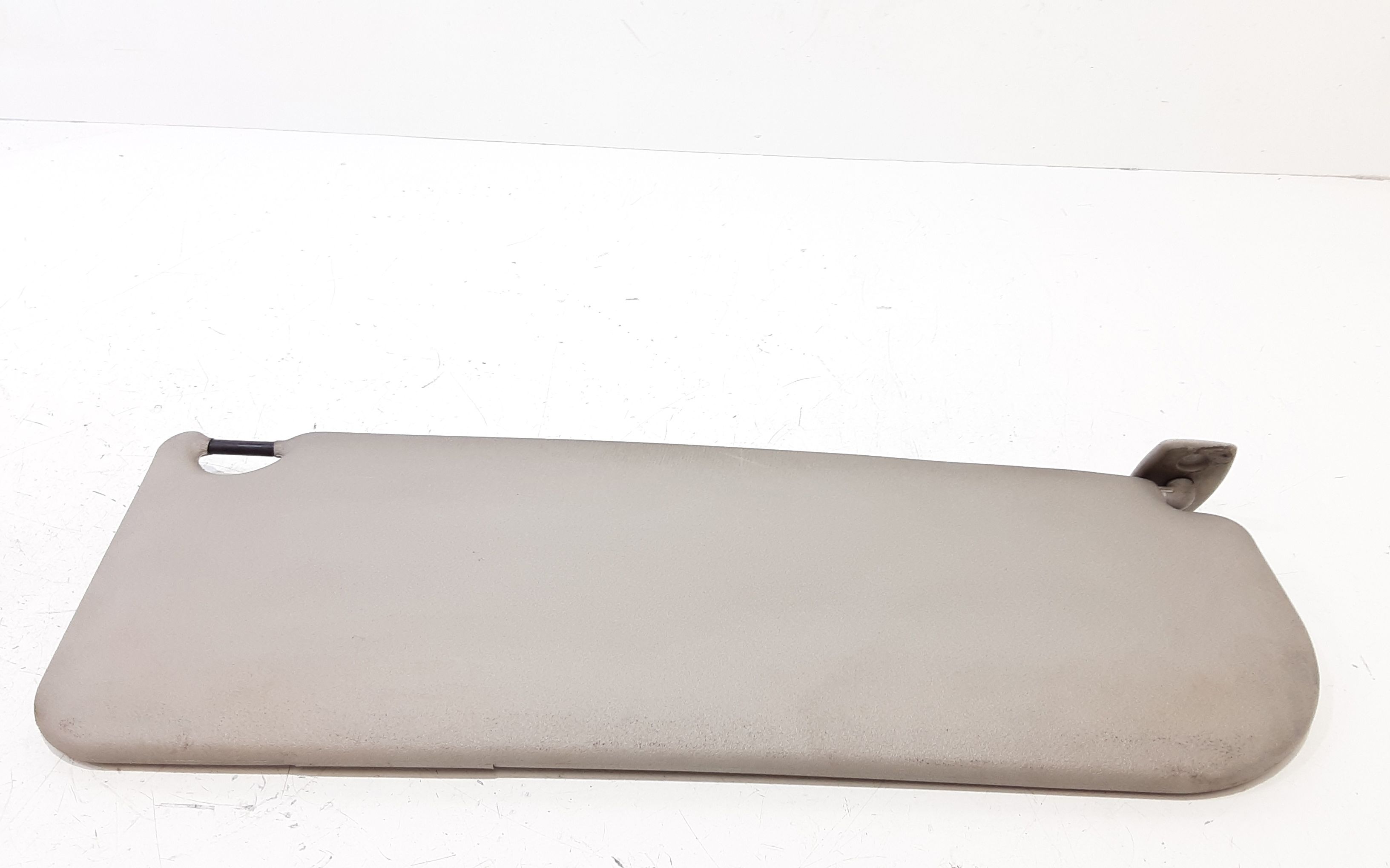 Aletta Parasole Parabrezza Sinistro 9467004877 Usato