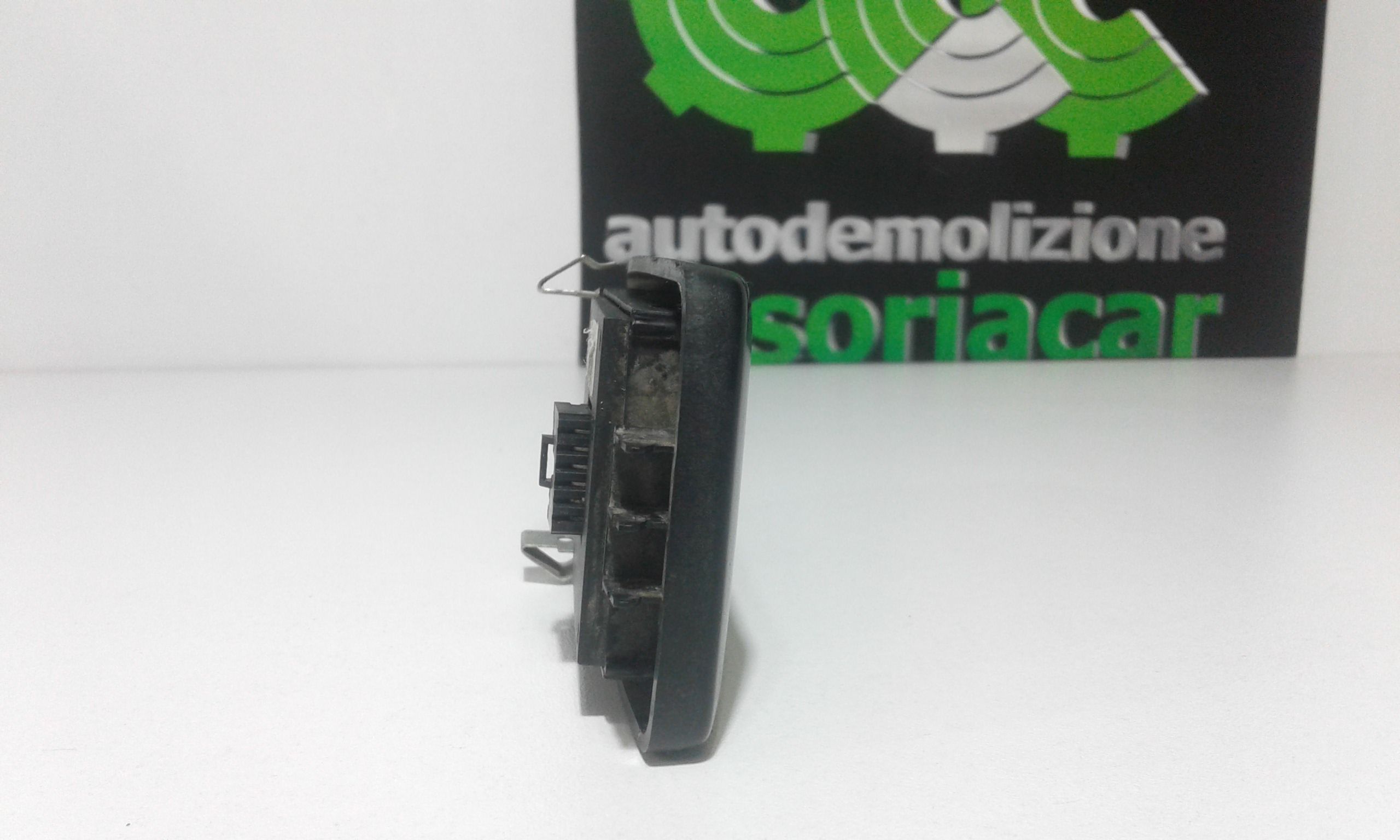 Interruttore Alzacristalli Porta Ant. Destro 5801484225 Usato