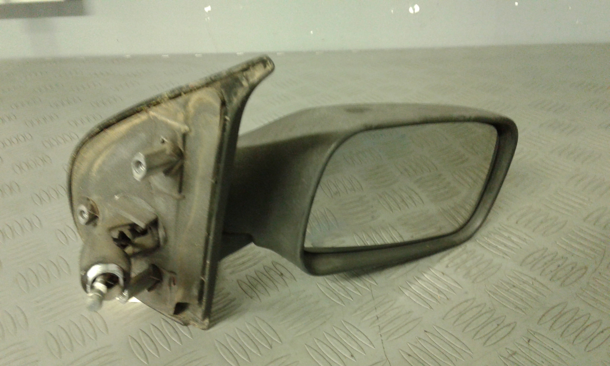 Retrovisore Est. Destro 71712587 Usato