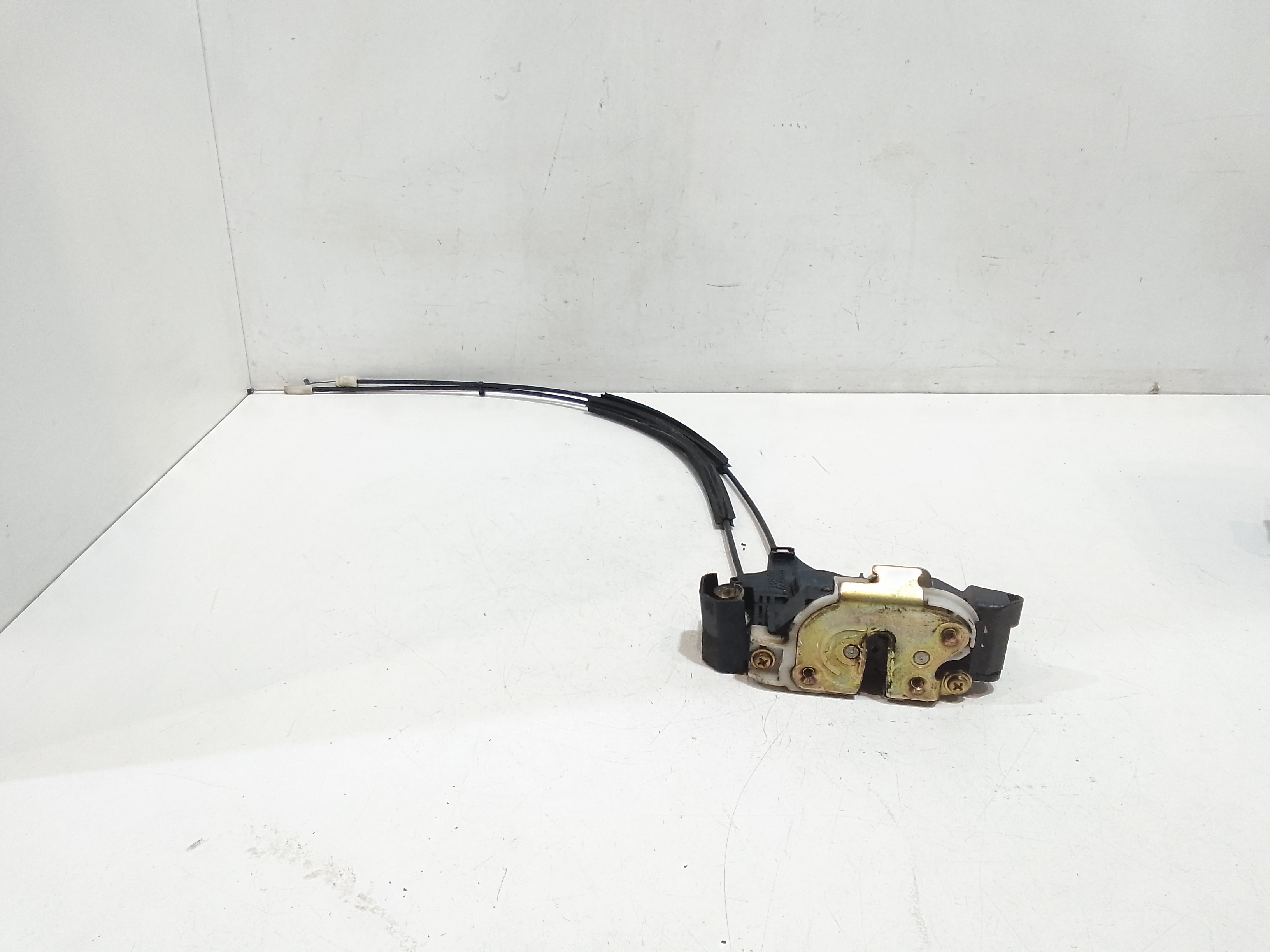 Serratura Porta Ant. Destro 5715A407 Usato