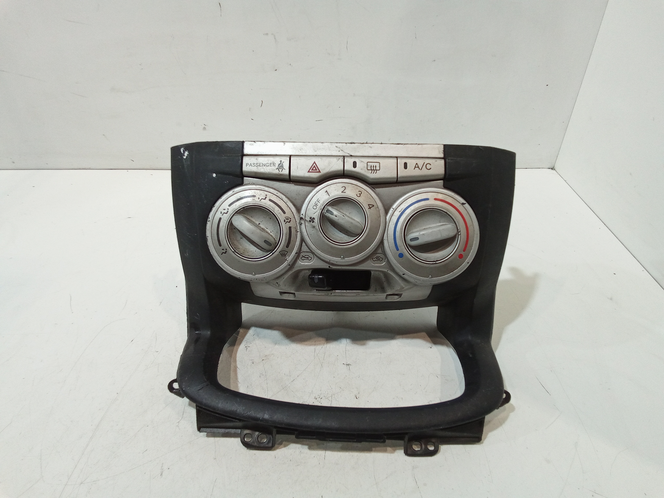 Blocco Comando Climatizzazione 55902B1020 Usato