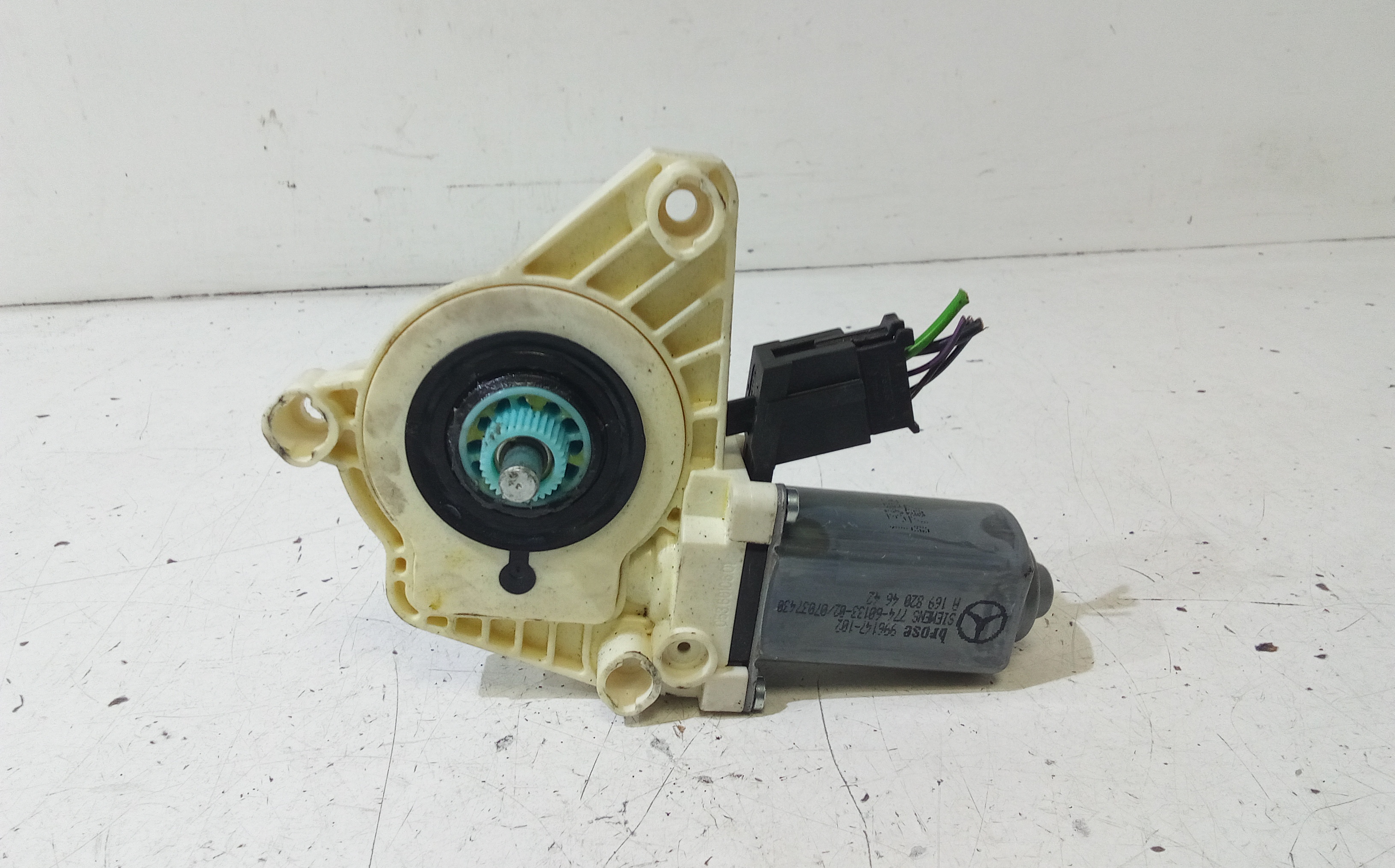 Motorino Alzacristallo Porta Post. Destro A1698202042 Usato