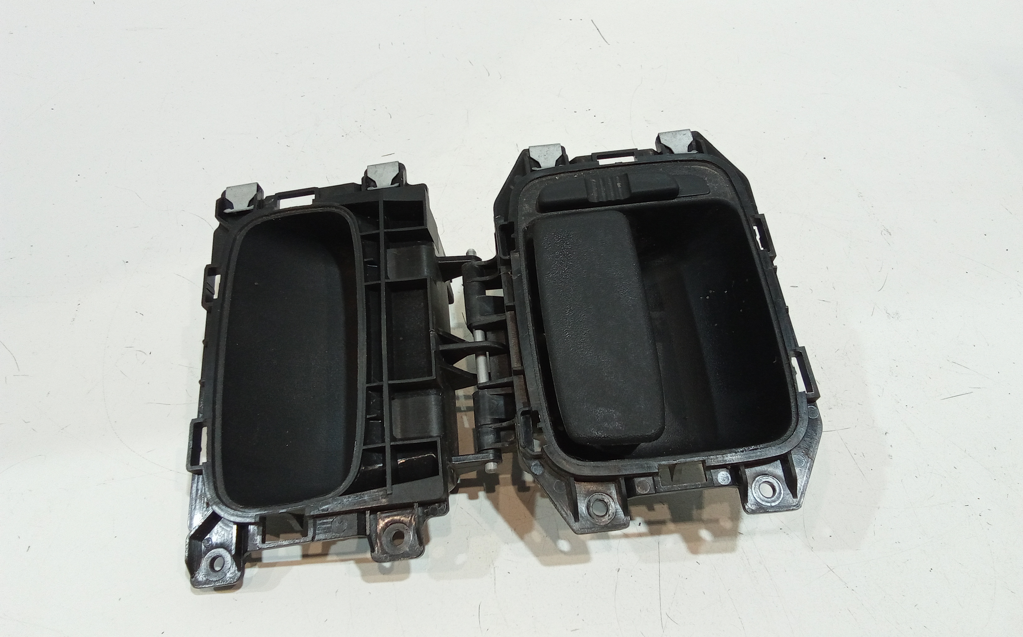 Maniglia Int. Apertura Porta Post. Destro A44776001489051 Usato