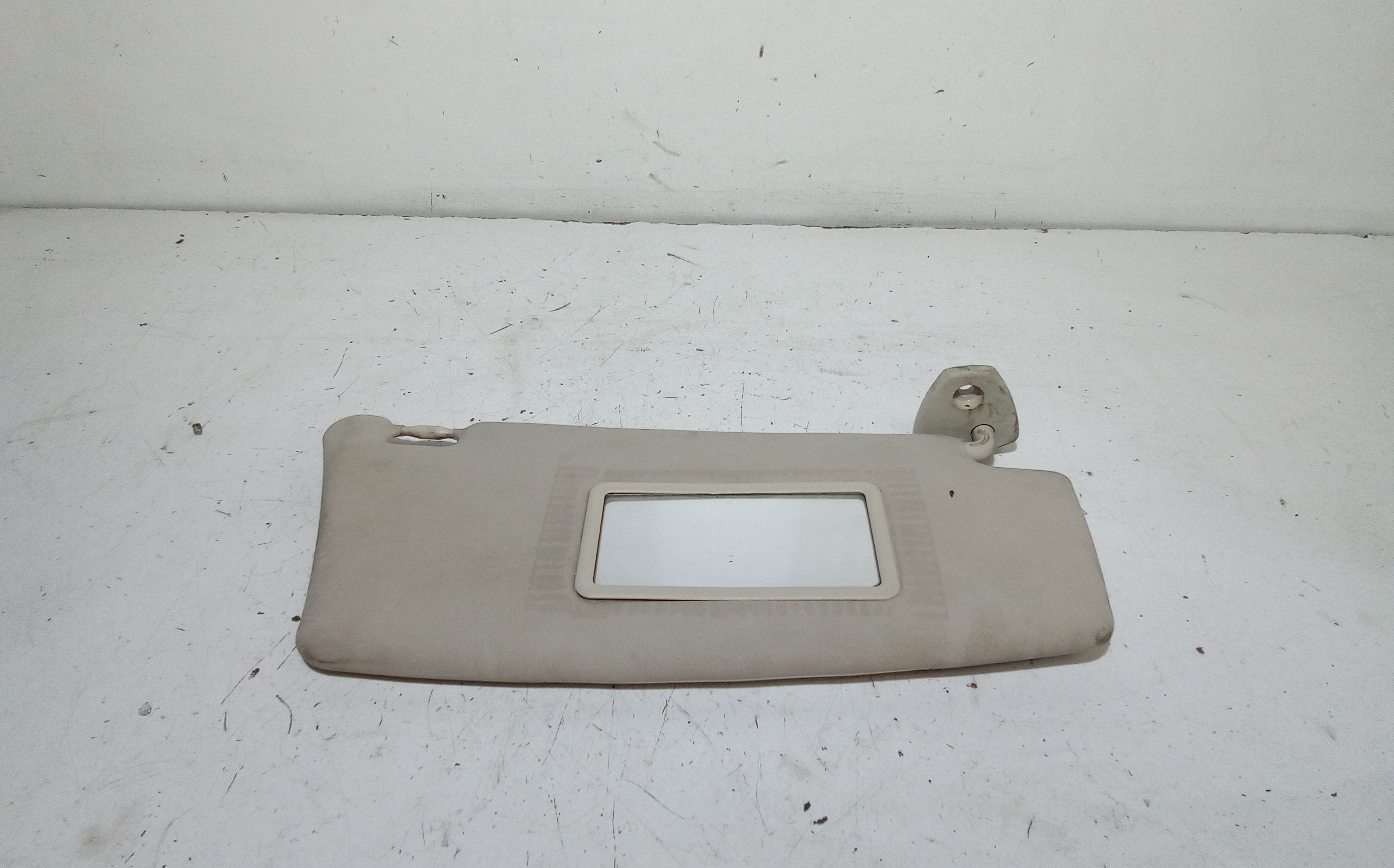 Aletta Parasole Parabrezza Destro Usato