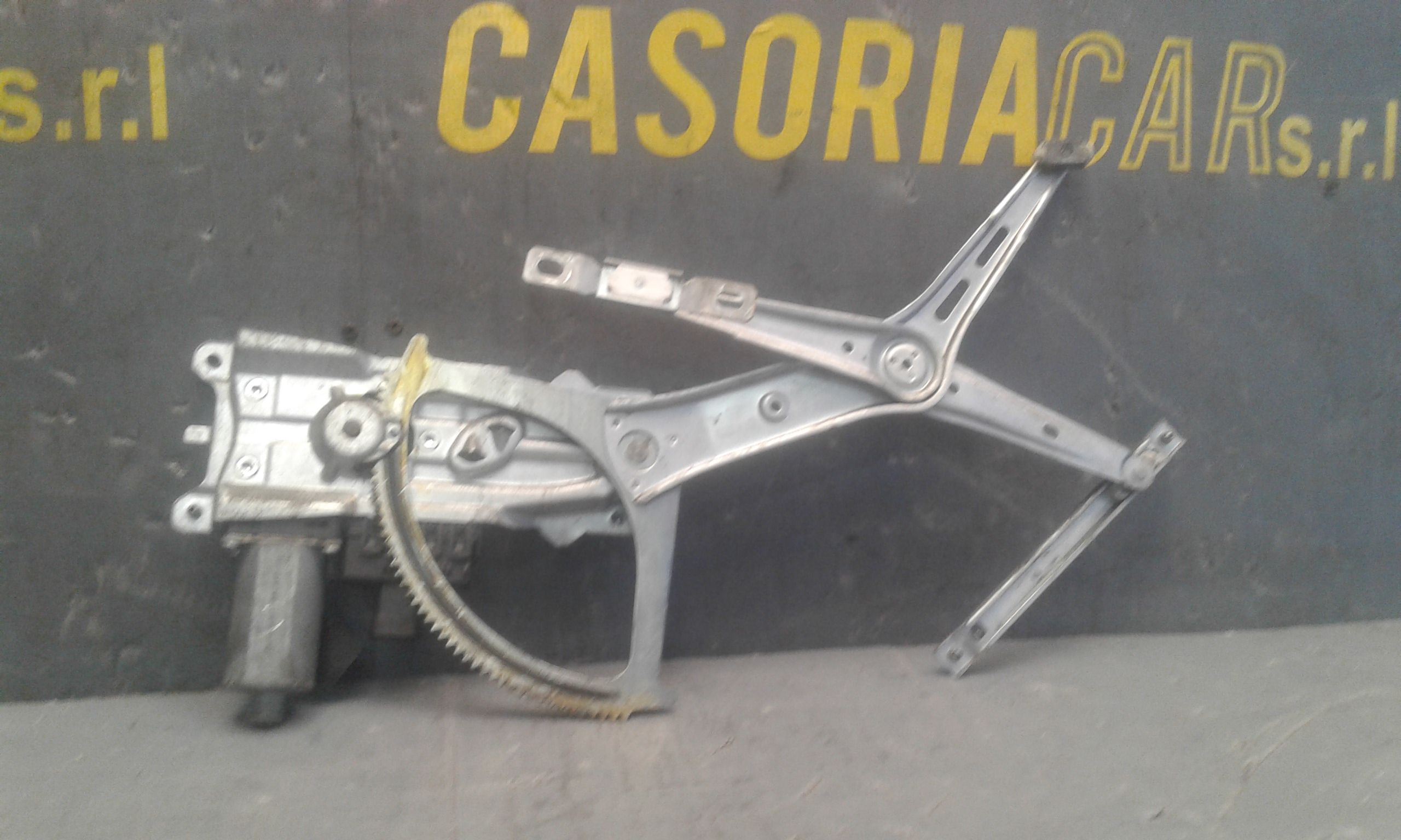 Alzacristallo Porta Ant. Sinistro Usato