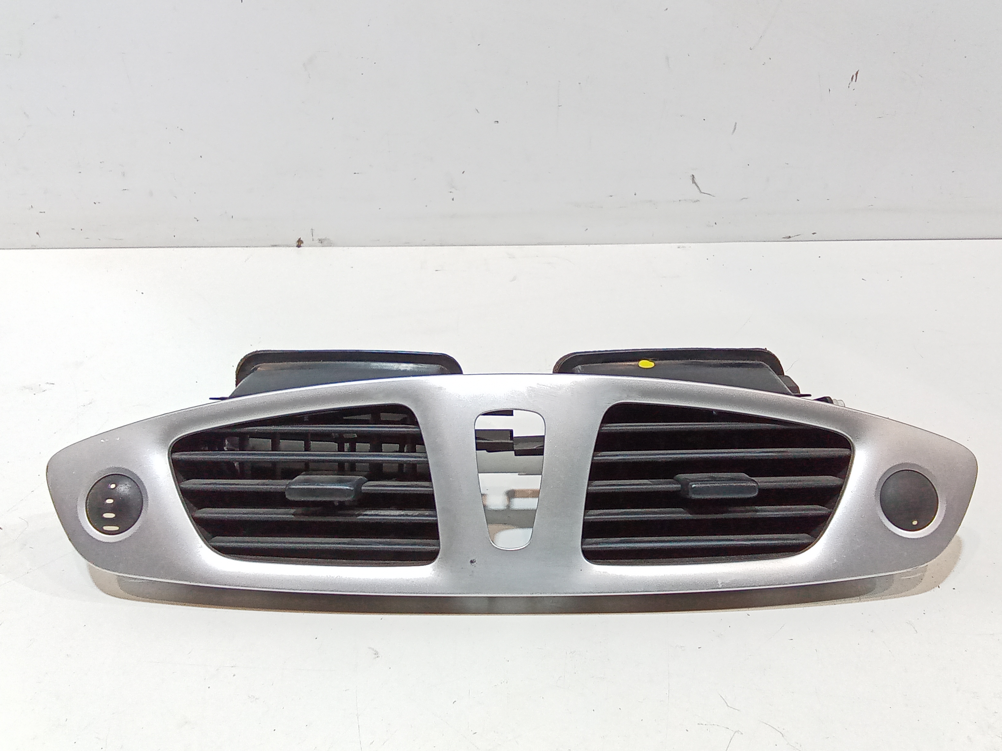 Condotto Aria Bocchette Centr. Sup. Cruscotto Usato