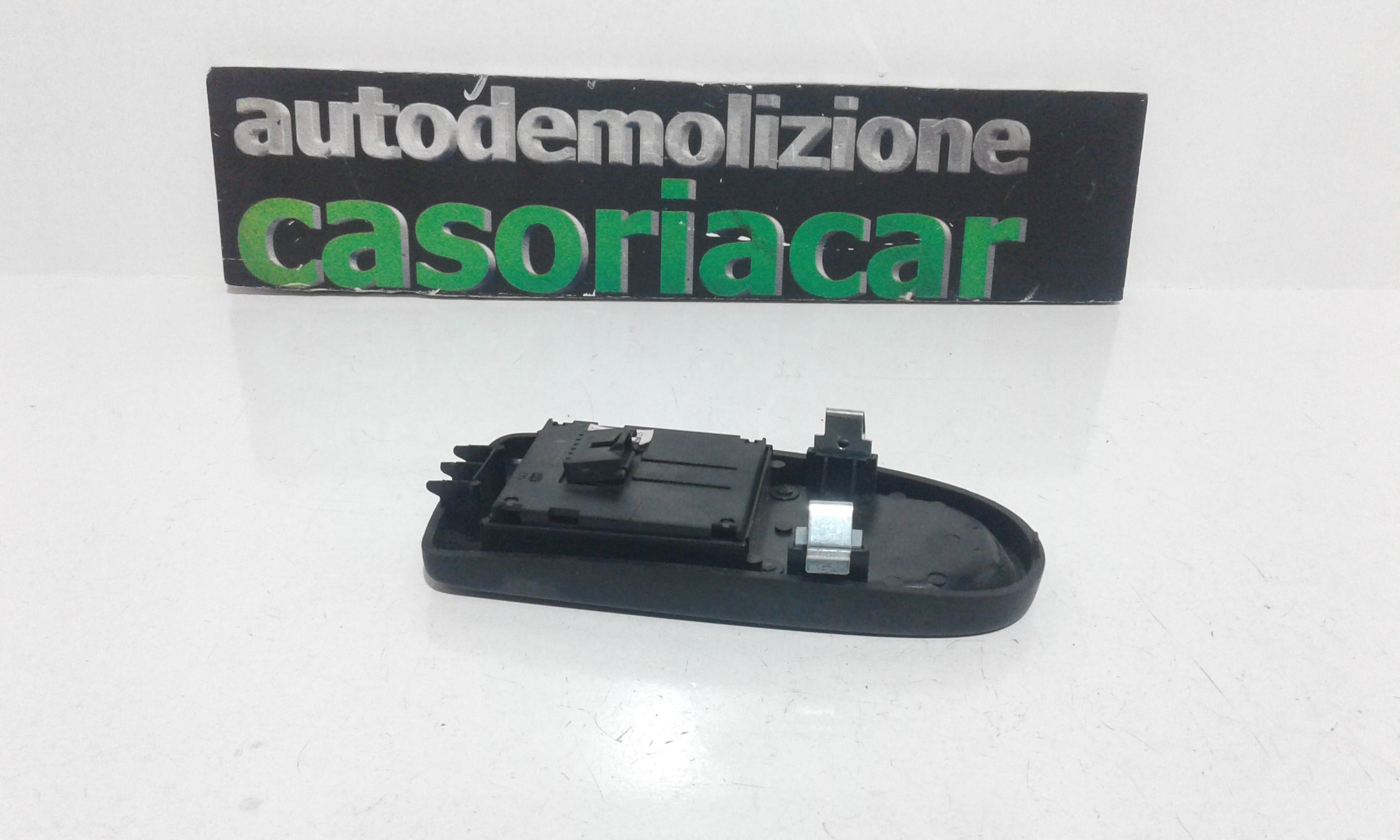 Interruttore Alzacristalli Porta Ant. Destro 5801484225 Usato