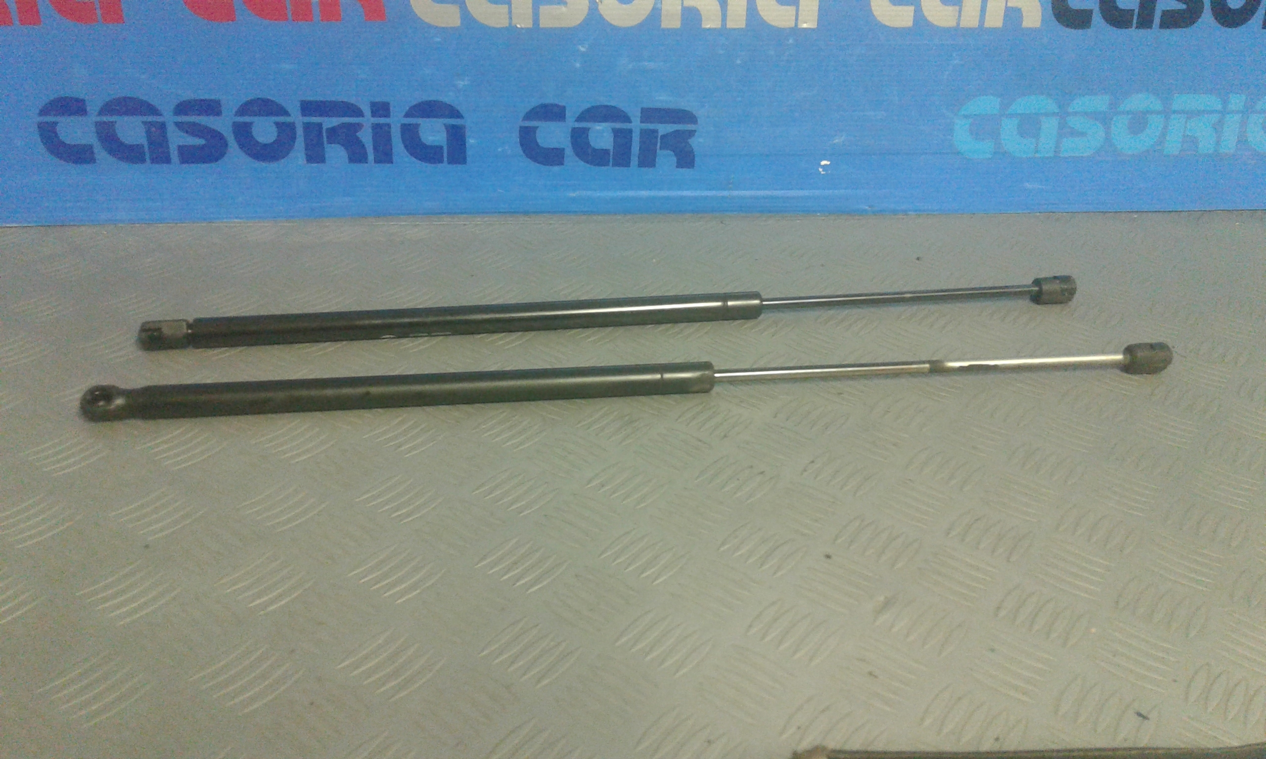 Cerniera Cofano Post. Destro Usato