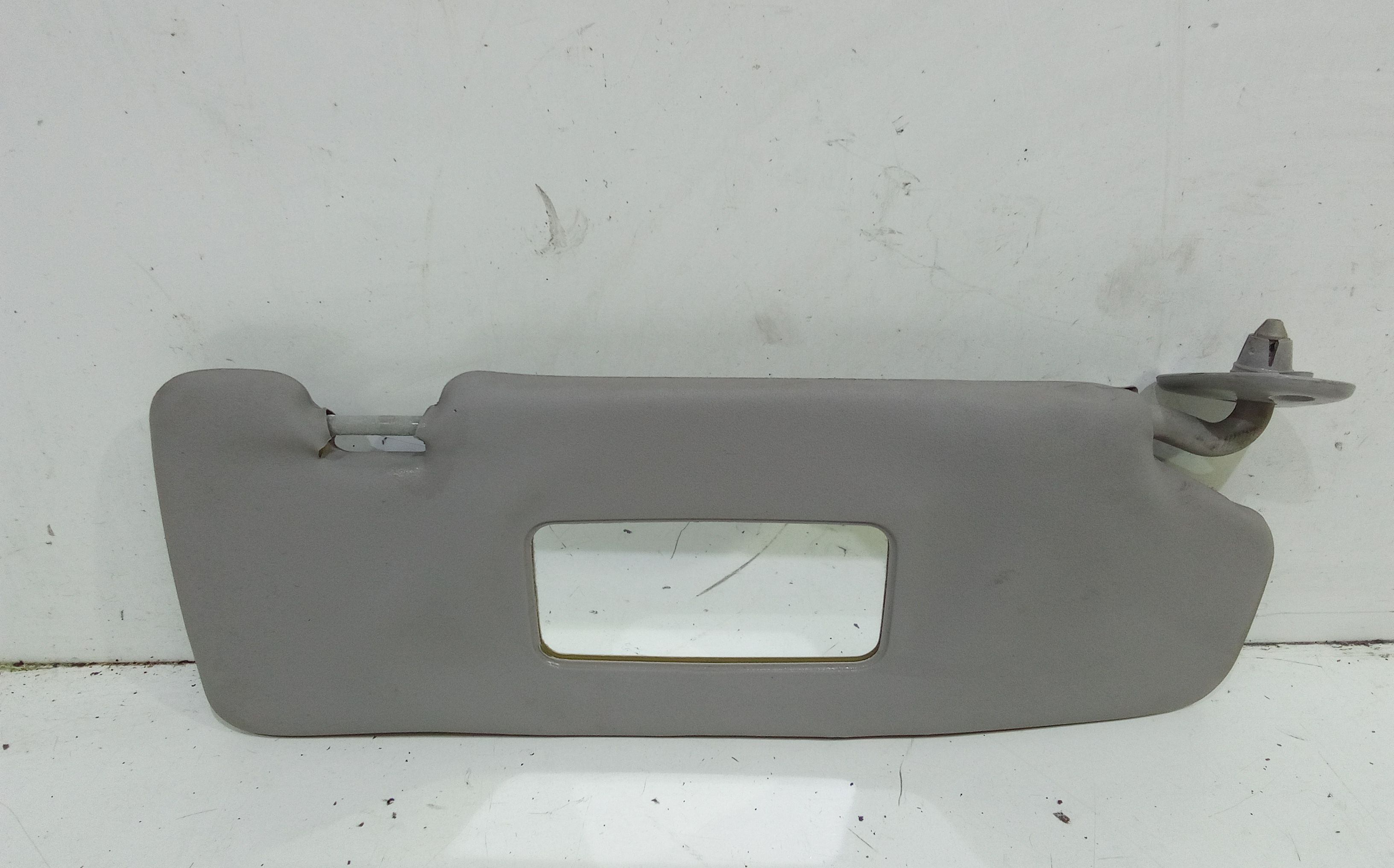 Aletta Parasole Parabrezza Destro 7246714 Usato