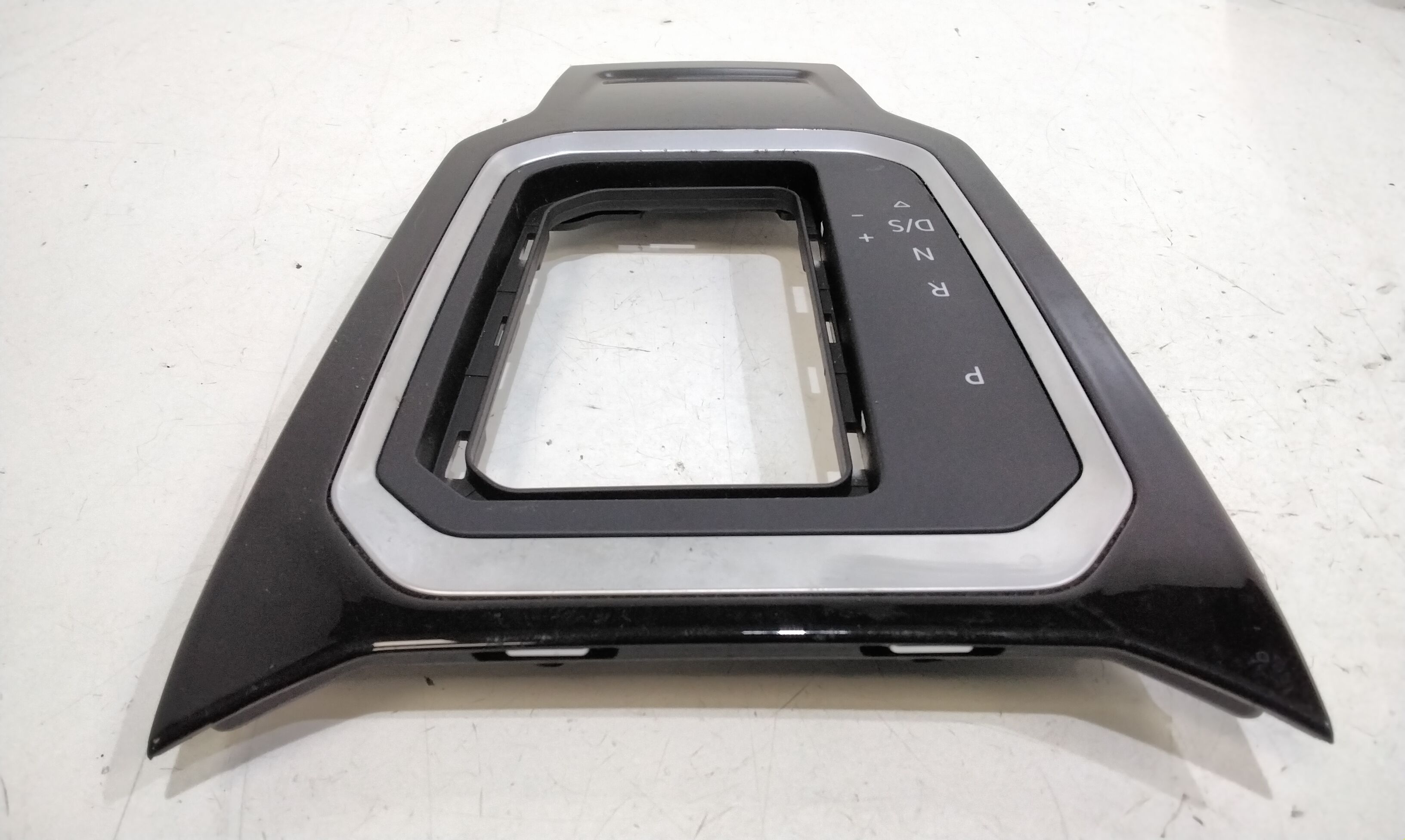 Mascherina Leva Cambio 2GA711456AICL Usato