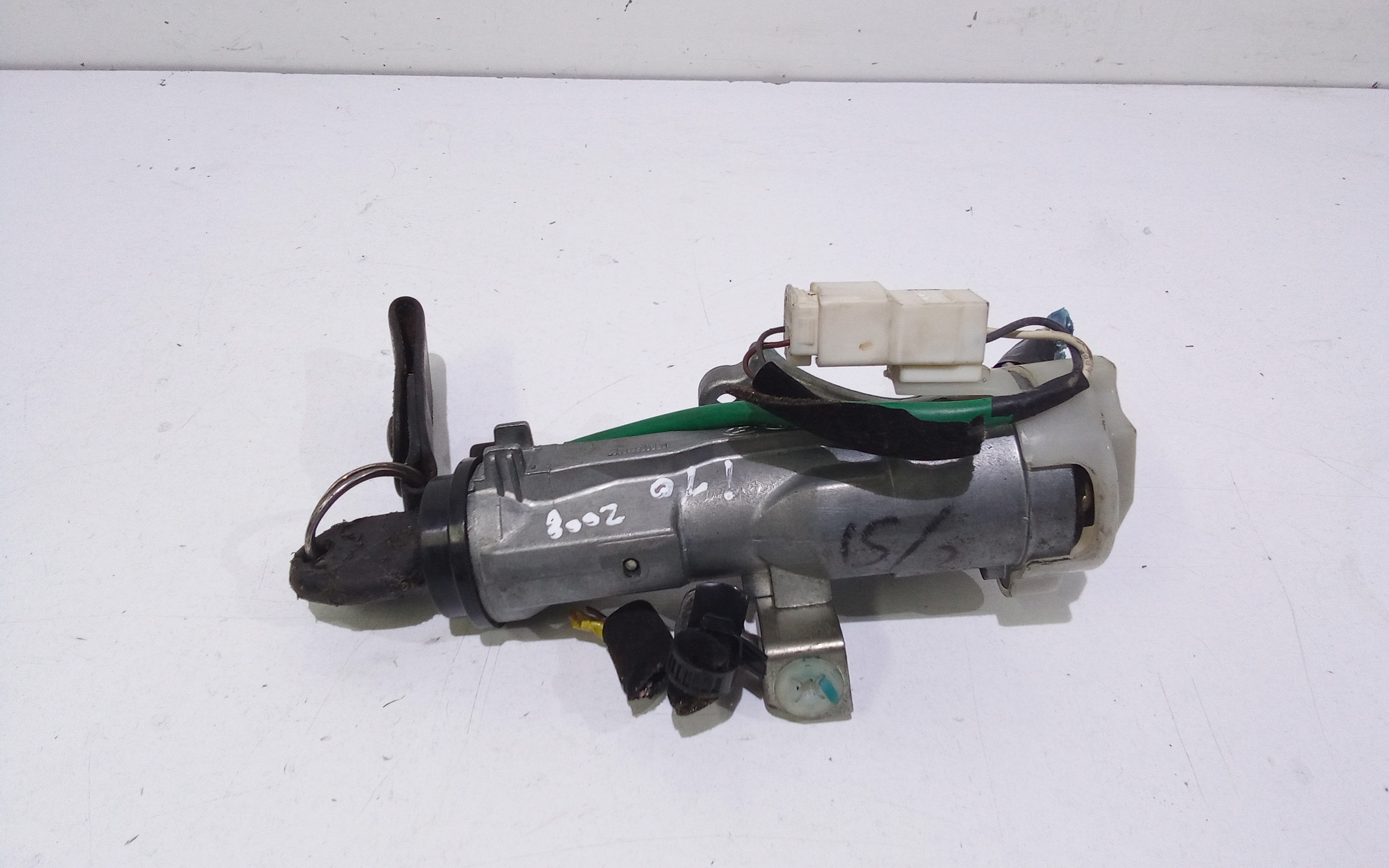 Commutatore Avviamento Con Cilindretti Serrature Usato