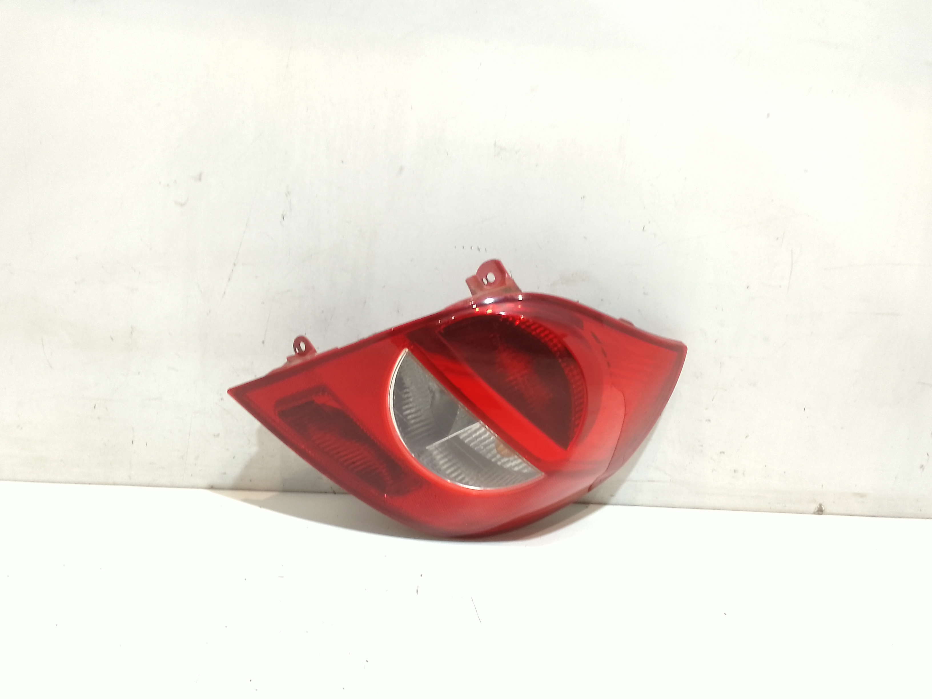 Fanale Post. Destro 8200459960 Usato