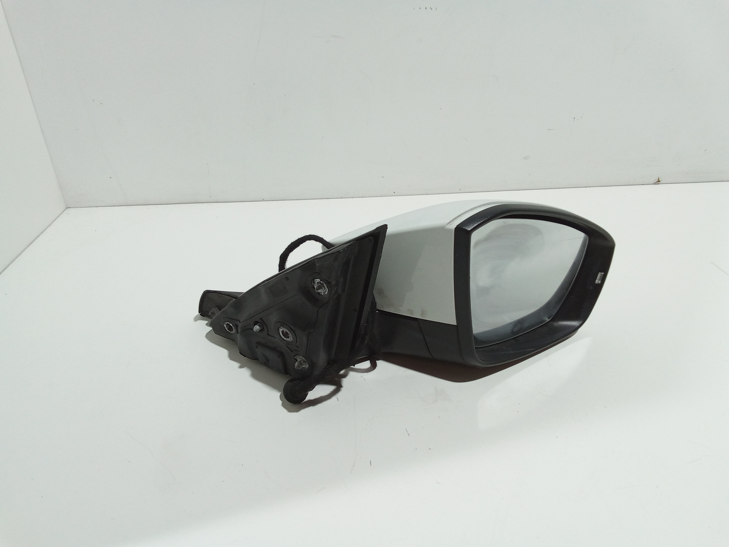 Retrovisore Est. Destro Usato