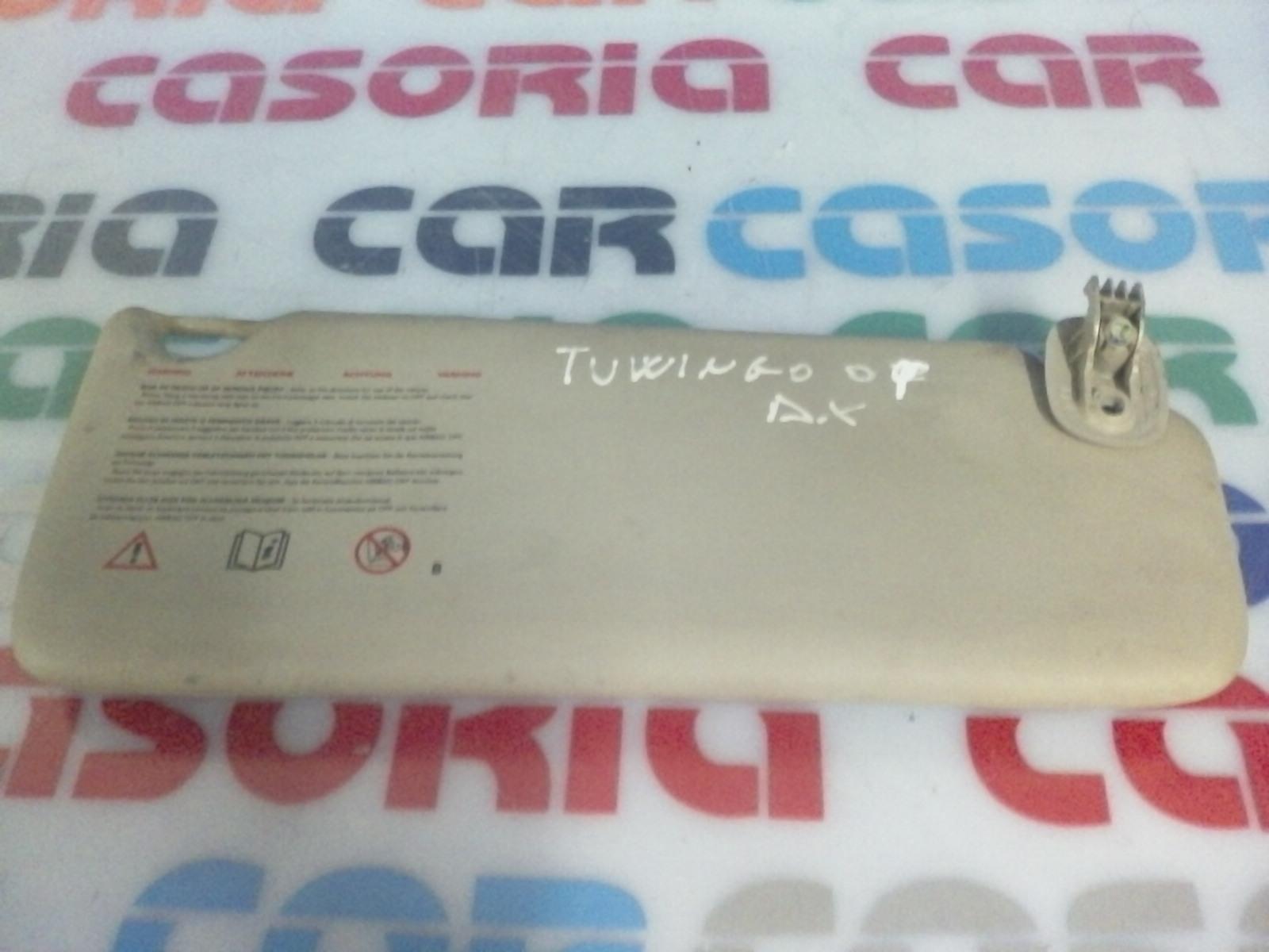 Aletta Parasole Parabrezza Destro 8200809473 Usato